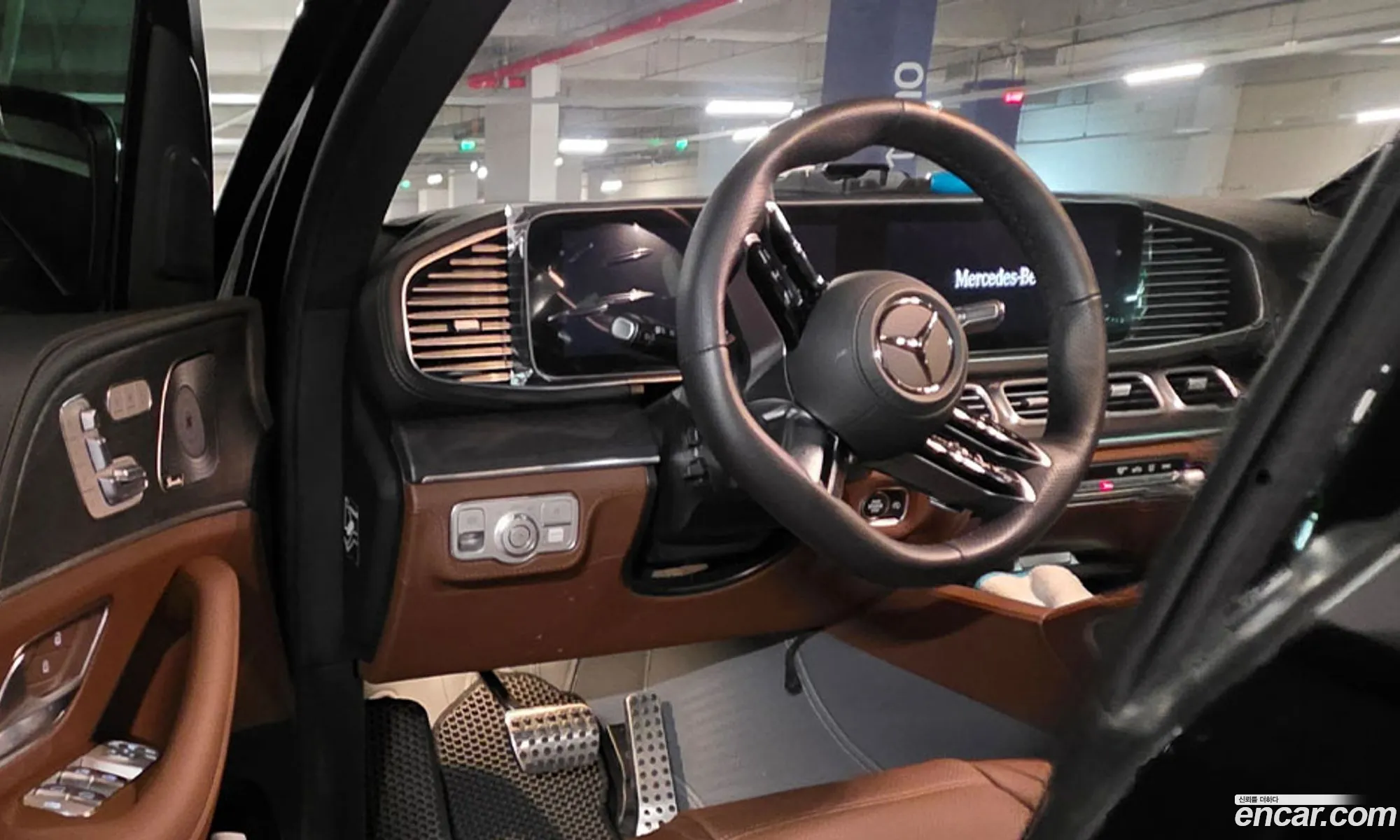 Mercedes-Benz GLS-Class X167 2025 — 18