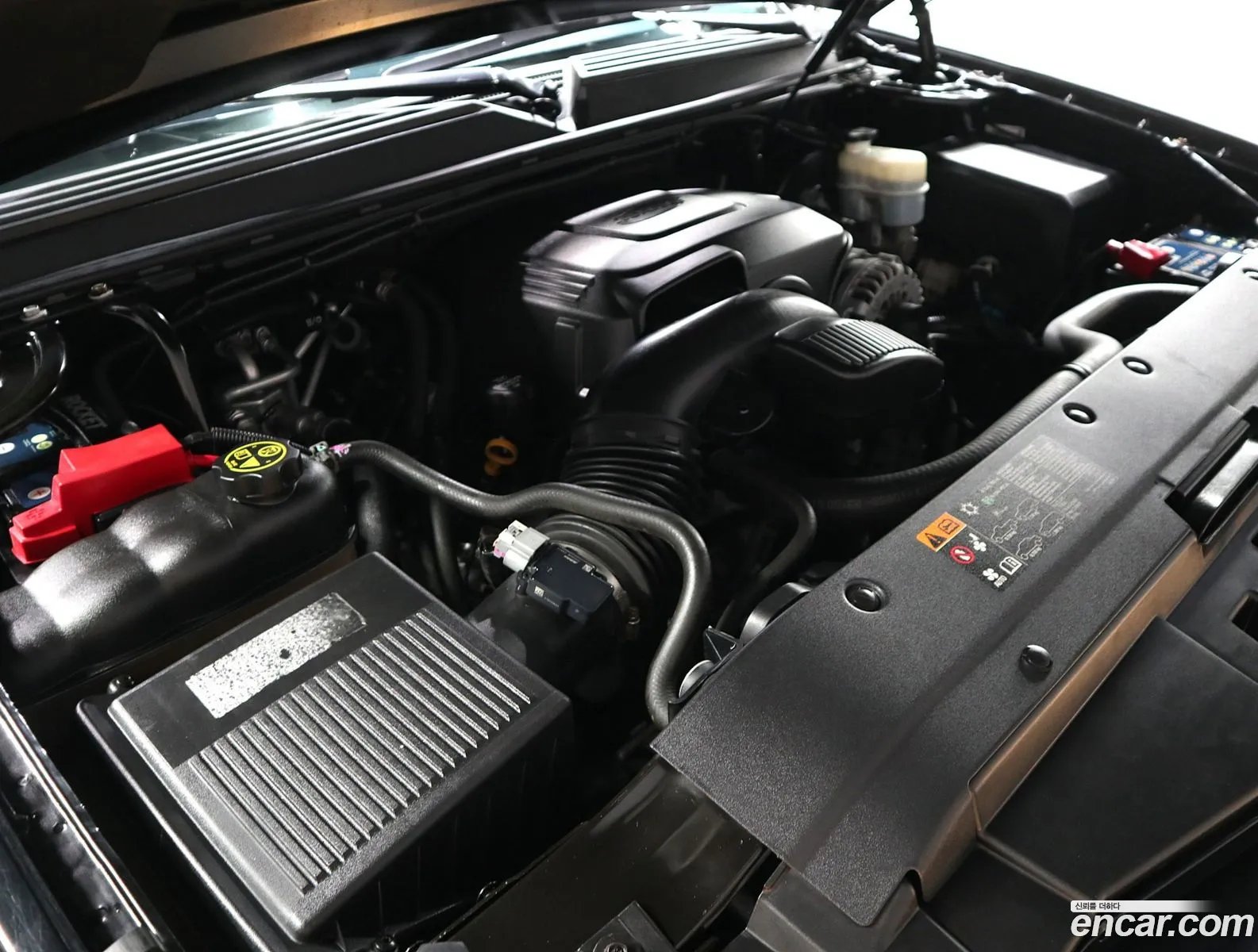Chevrolet Suburban 2013 — 8
