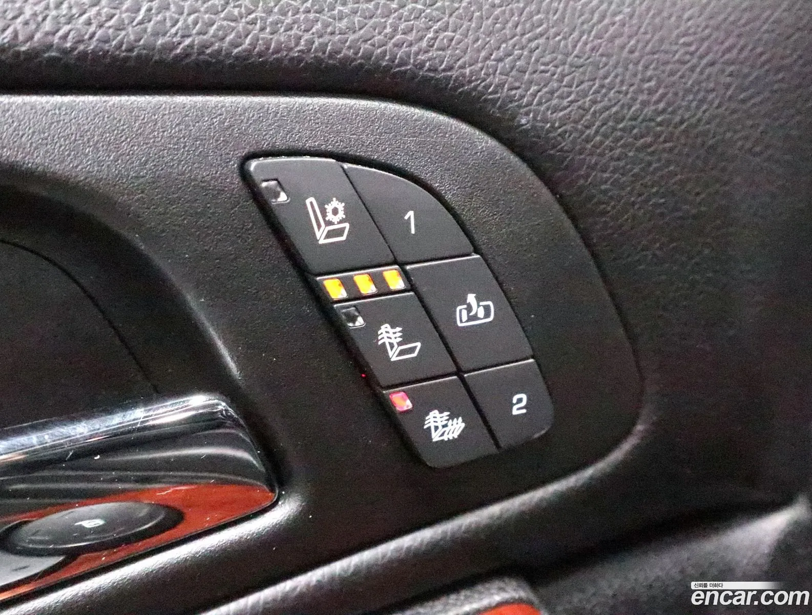 Chevrolet Suburban 2013 — 16