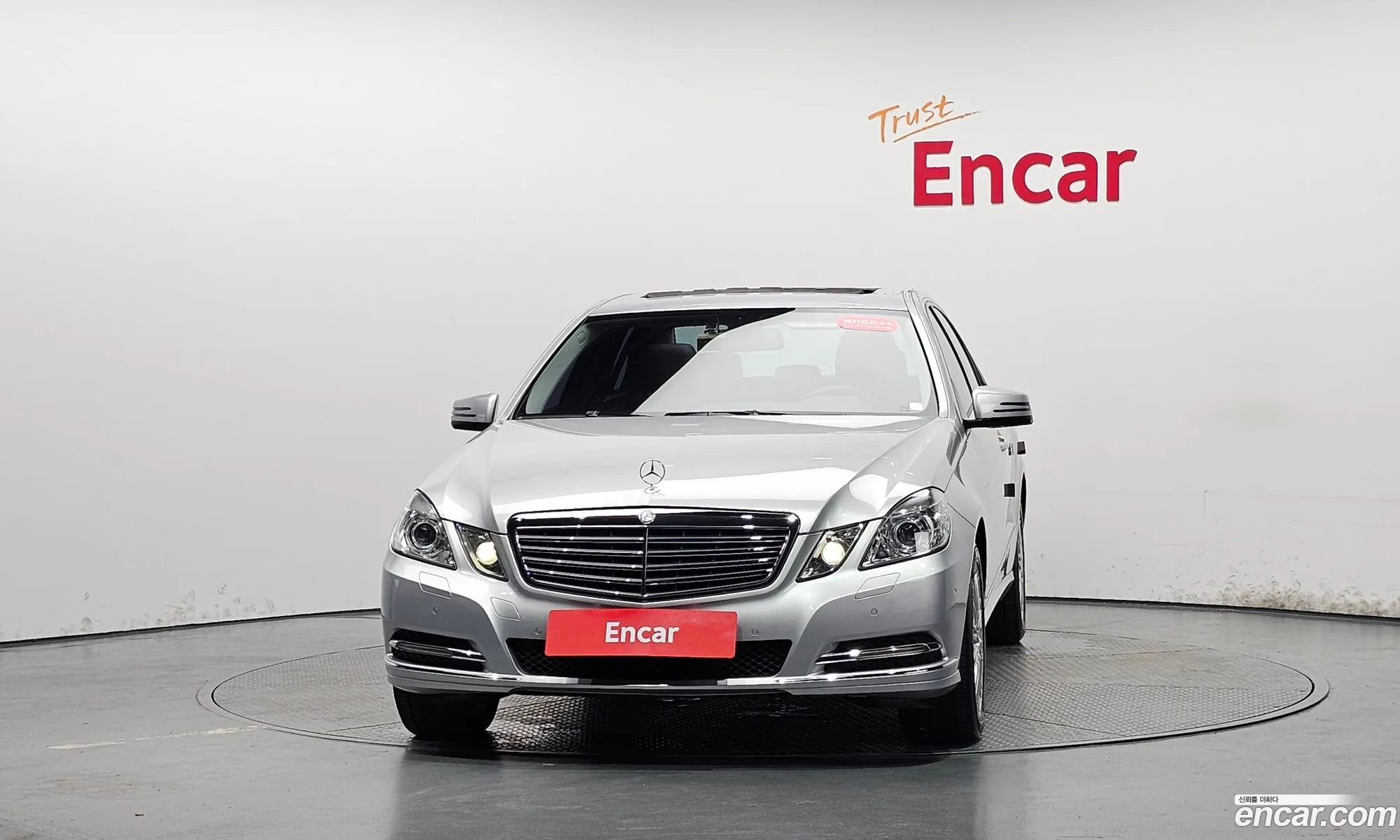 Mercedes-Benz E-Class W212 2011 WDDHF5DB6BA413425 — 7
