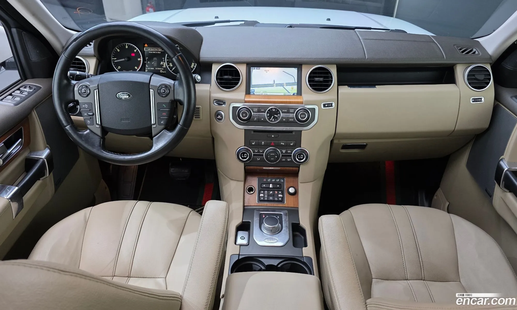 Land Rover Discovery 4