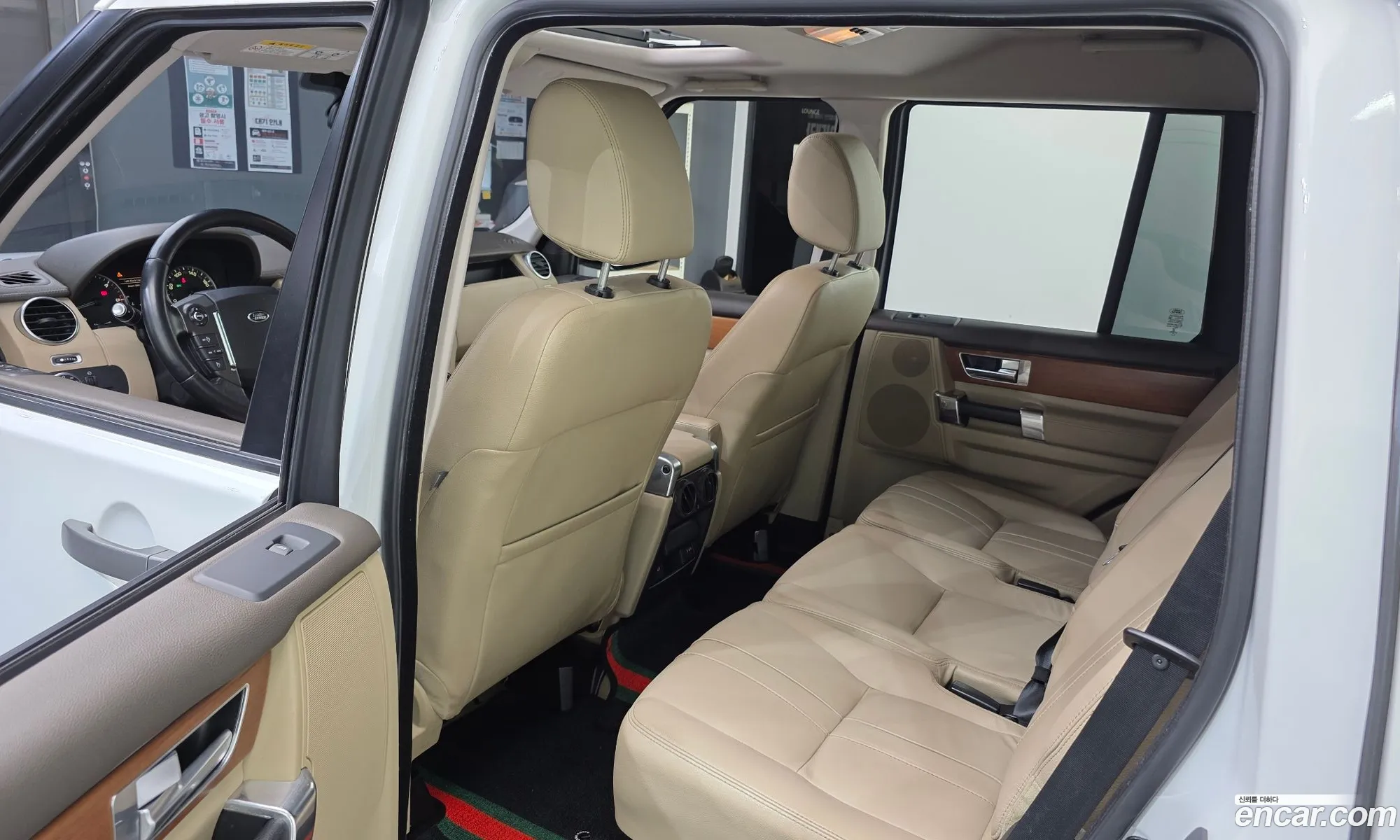 Land Rover Discovery 4 2015 SALLAAAG6FA748694 — 6
