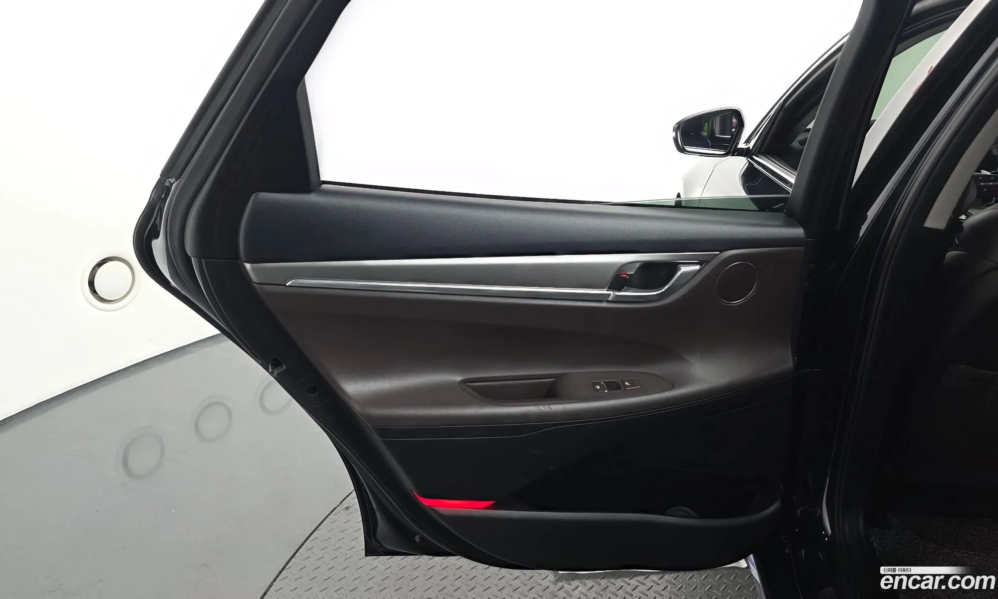 Hyundai Grandeur IG Hybrid 2020 — 14