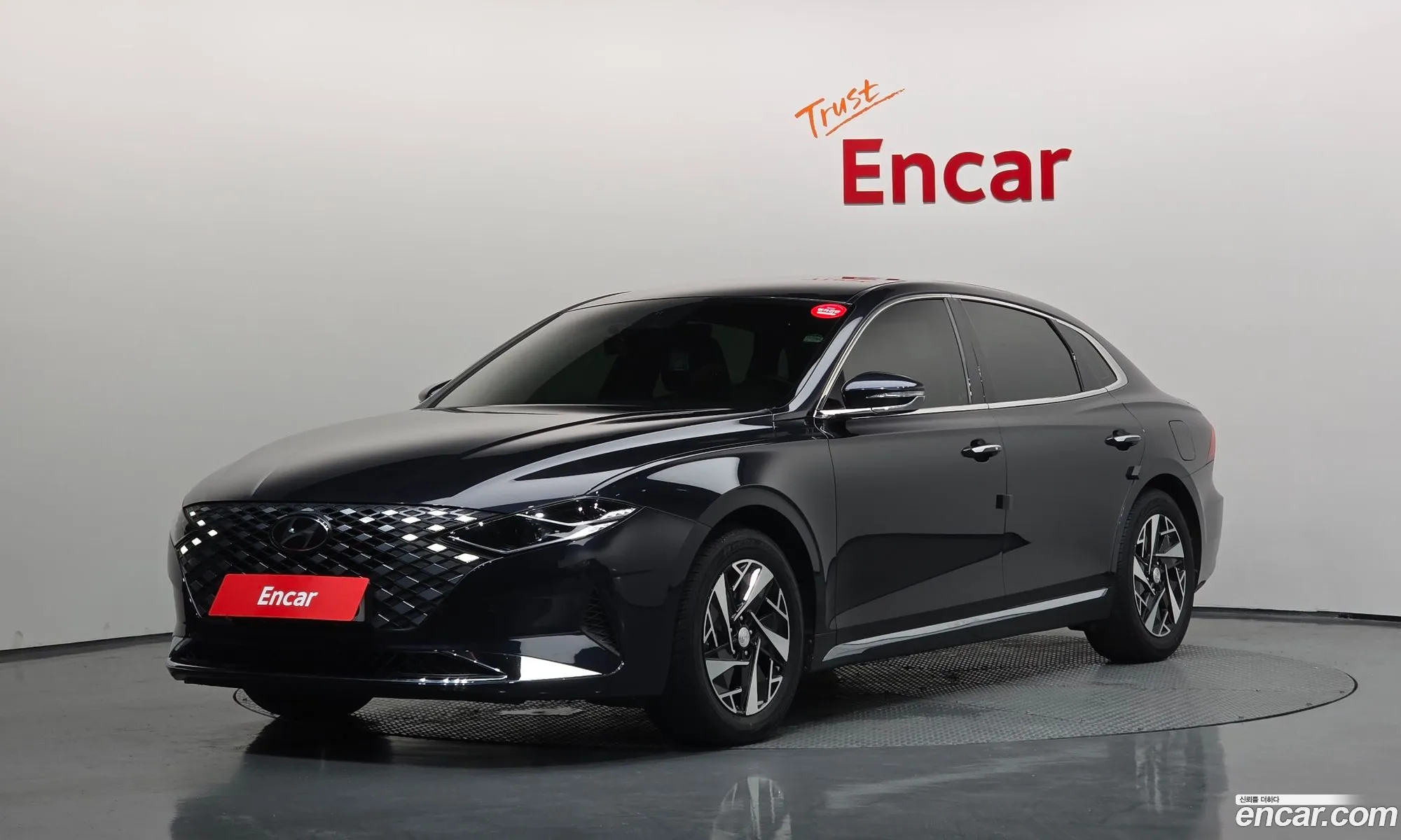 Hyundai Grandeur IG Hybrid 2020 — 28