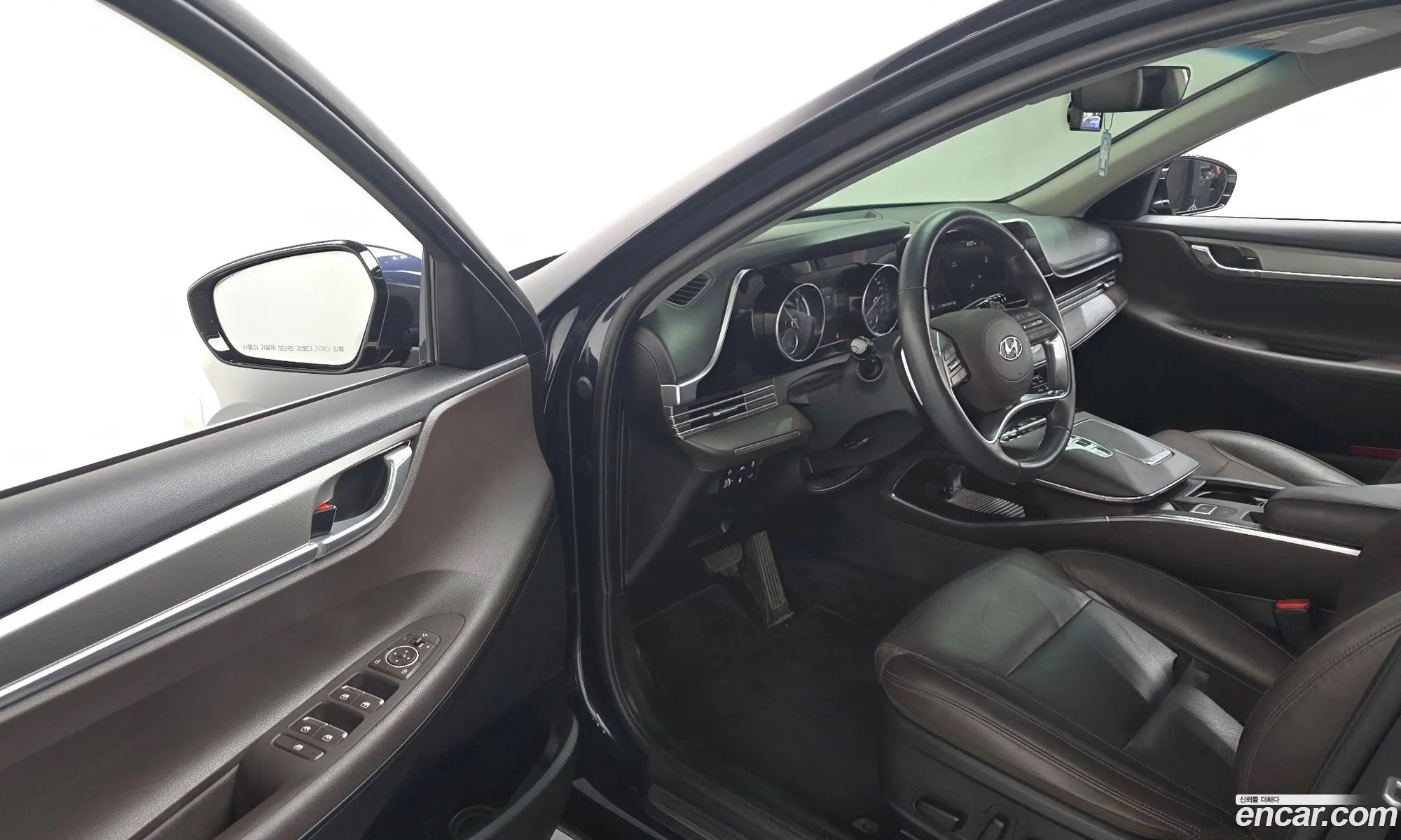 Hyundai Grandeur IG Hybrid 2020 — 16