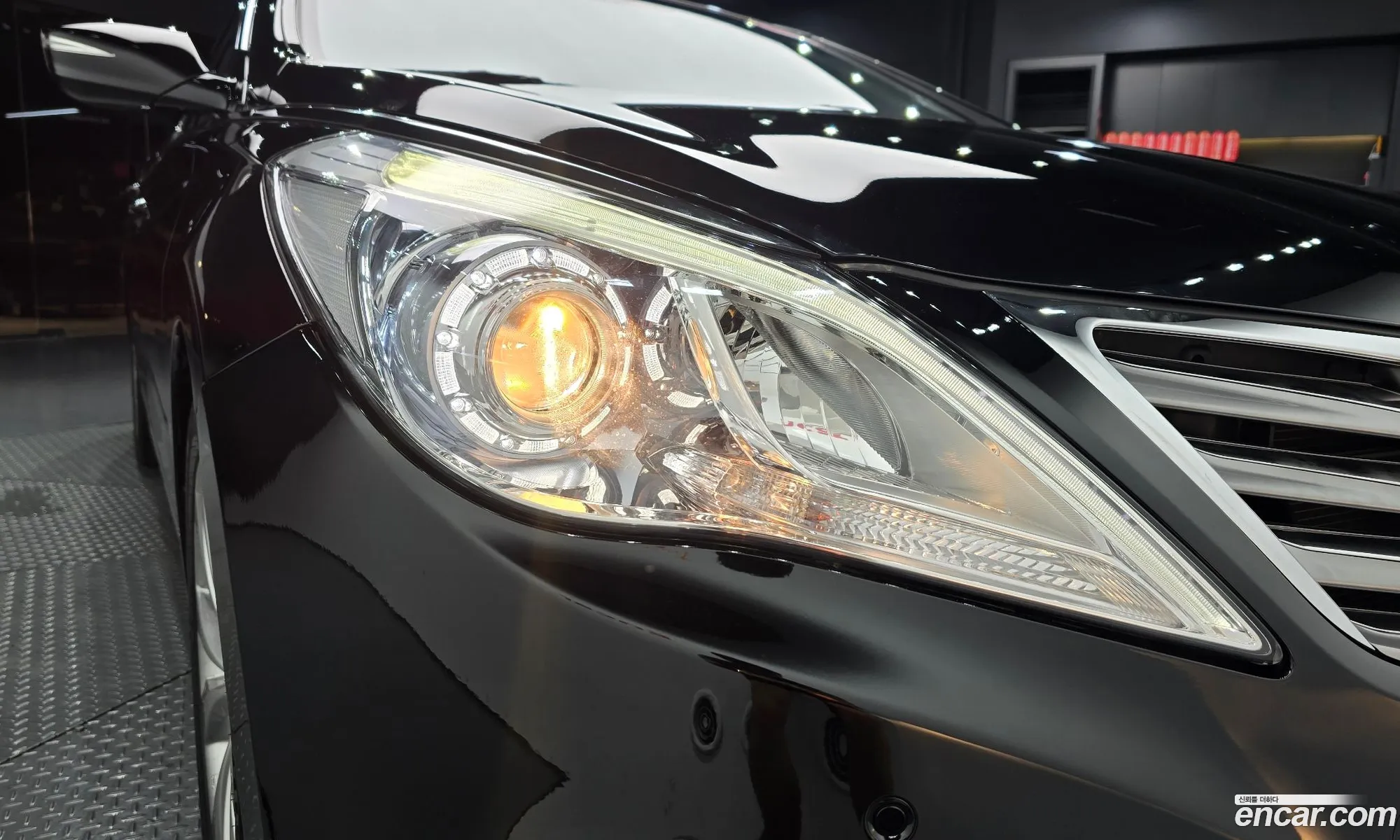 Hyundai Grandeur HG 2012 — 14