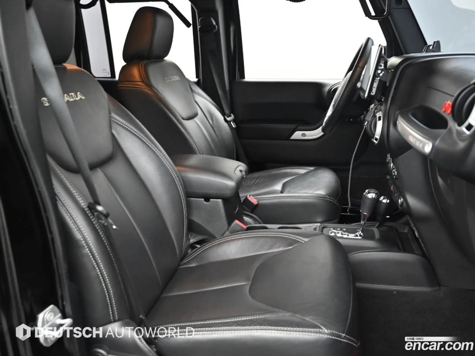 Jeep Wrangler 2016 — 12