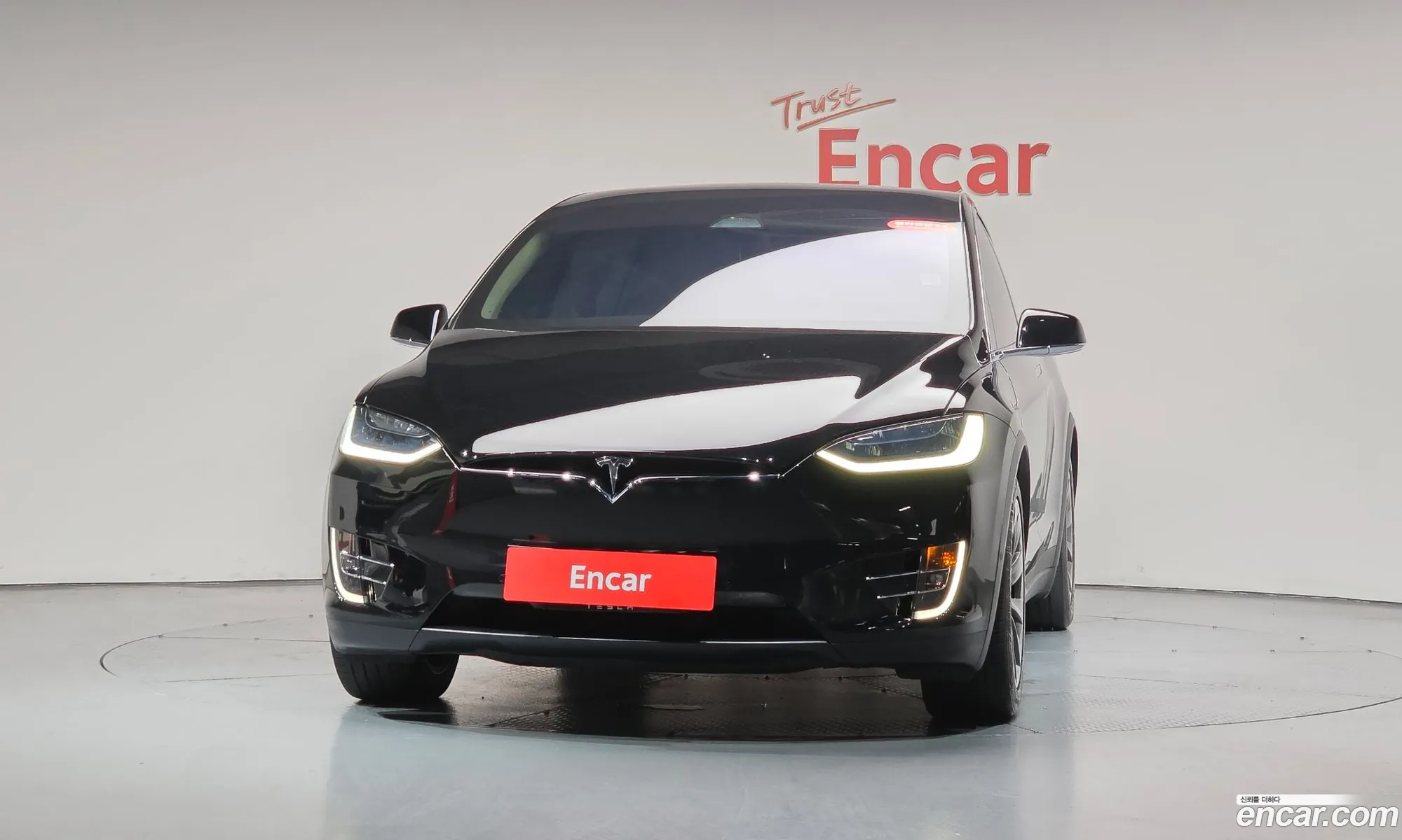 Tesla Model X 2019 5YJXCDE29KF156601 — 3