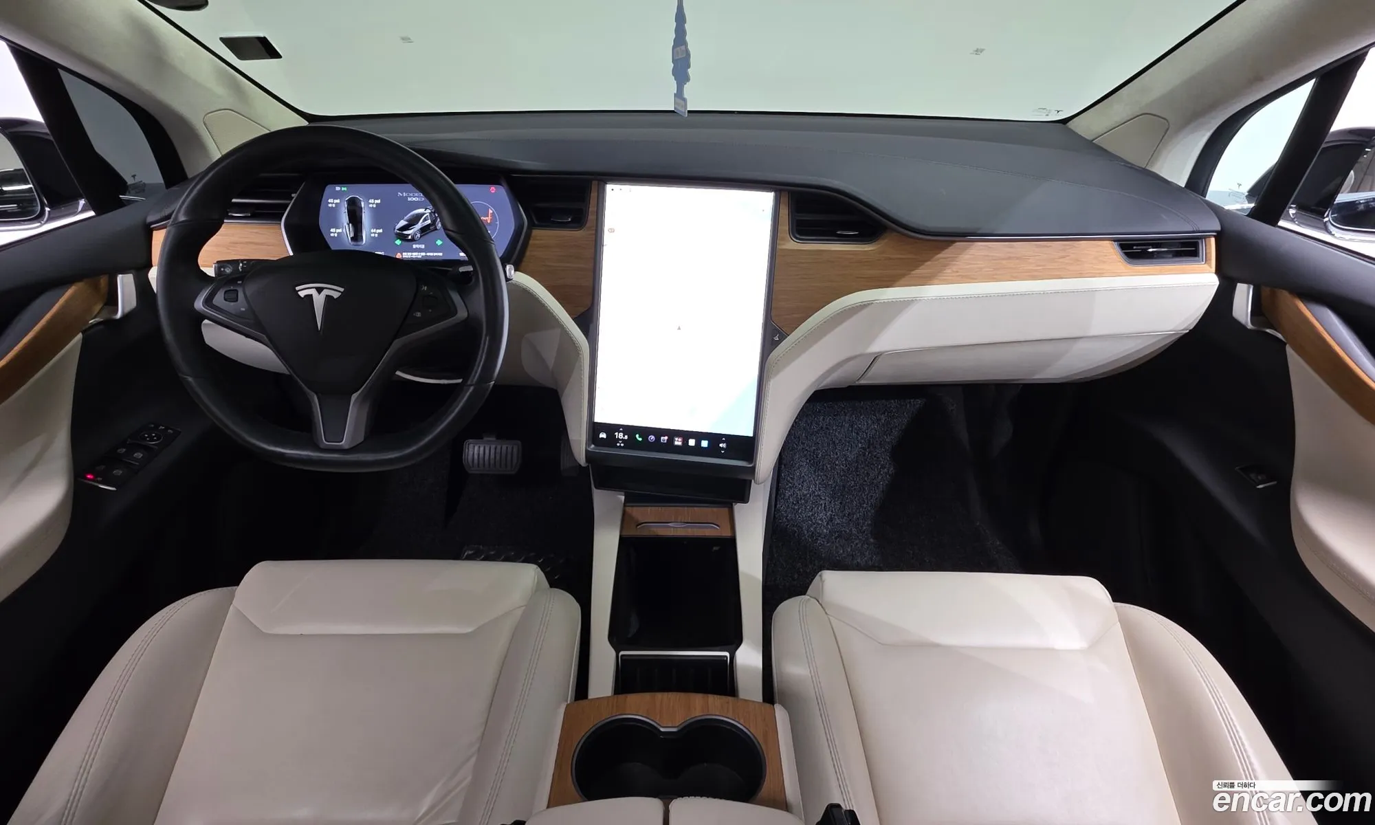 Tesla Model X 2019 5YJXCDE29KF156601 — 2