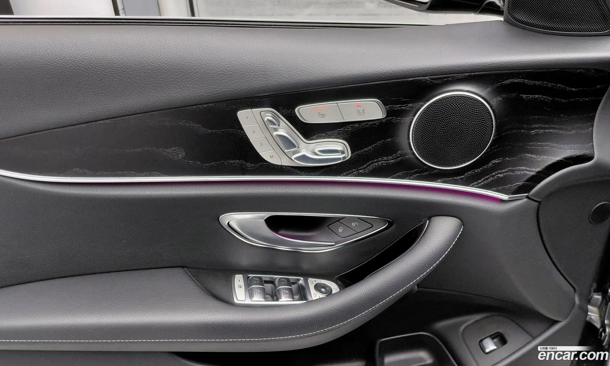 Mercedes-Benz E-Class W213 2017 — 19