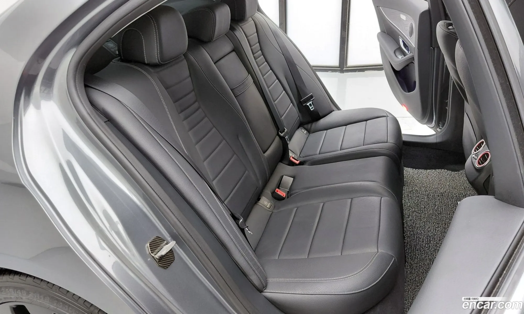 Mercedes-Benz E-Class W213 2017 — 3
