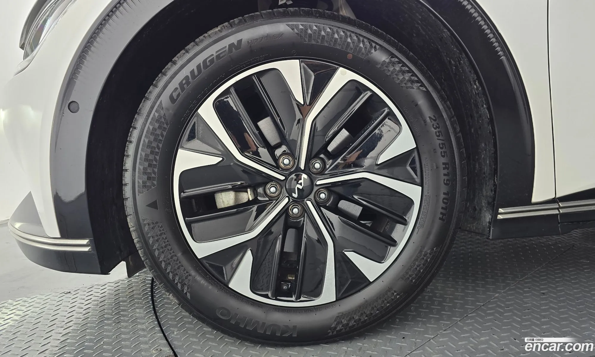 Kia EV6 2023 — 28