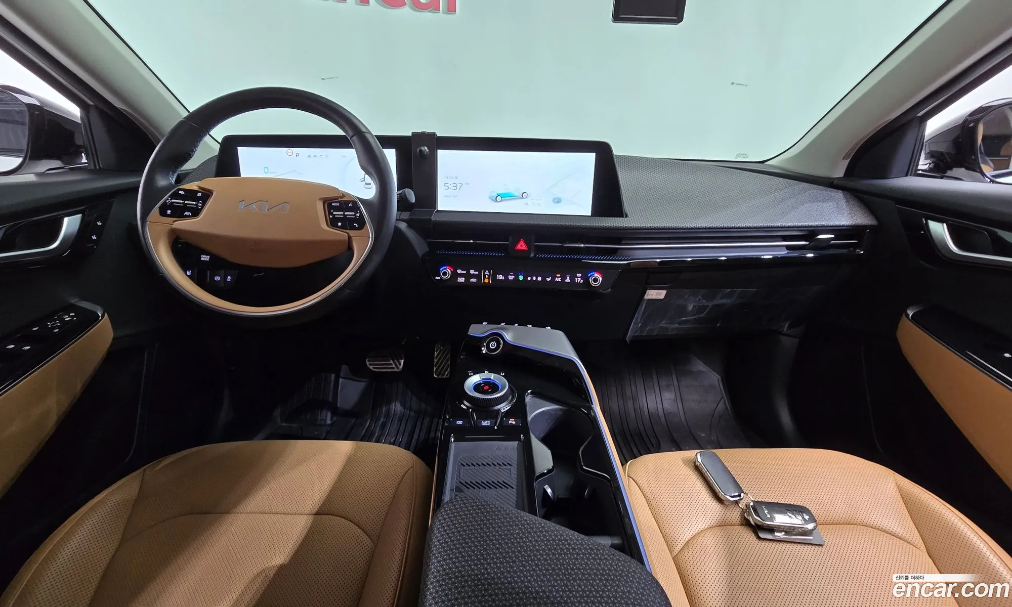 Kia EV6 2023 — 14