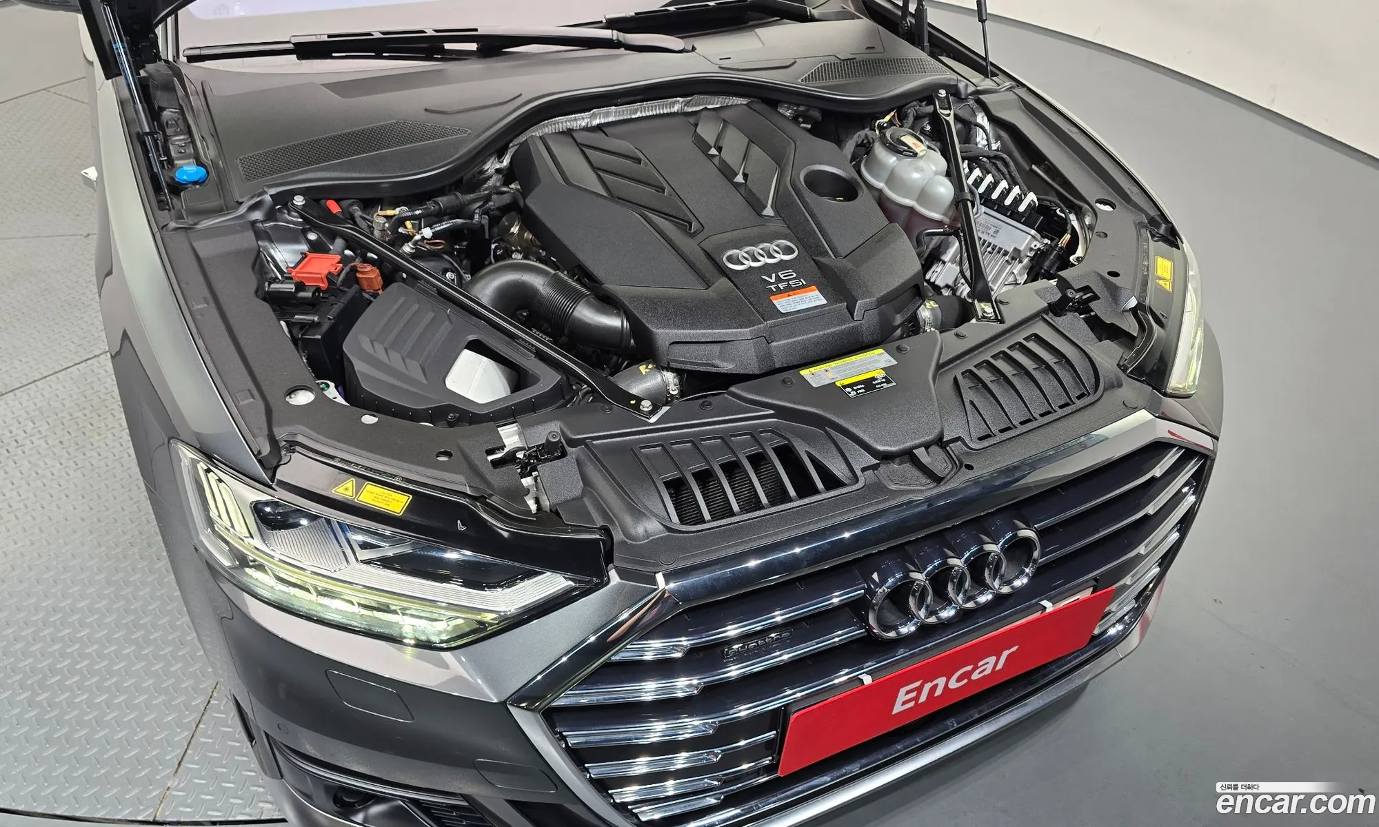 Audi A8 2020 — 8