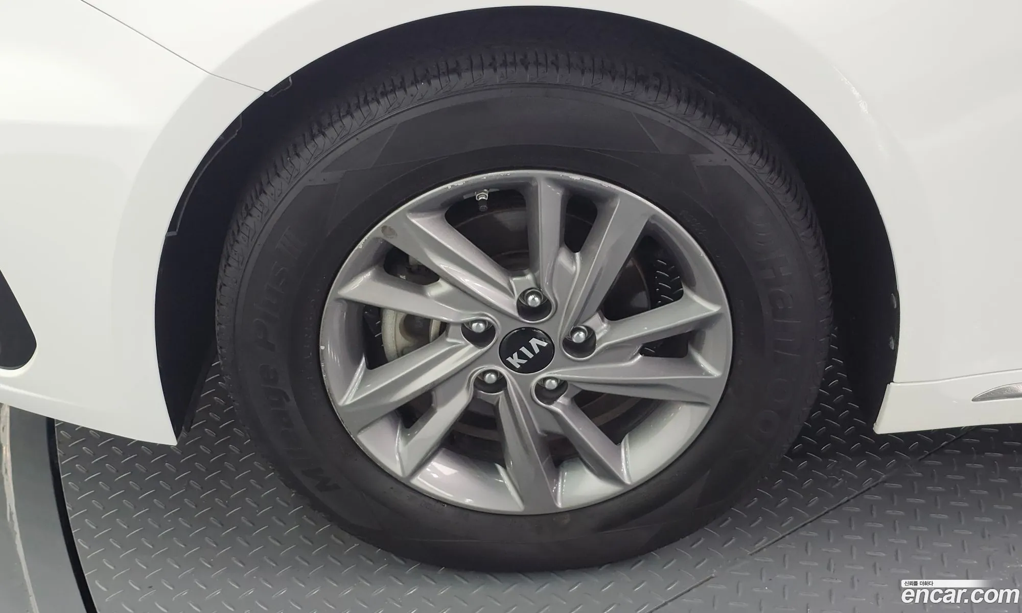 Kia K5 2019 — 9