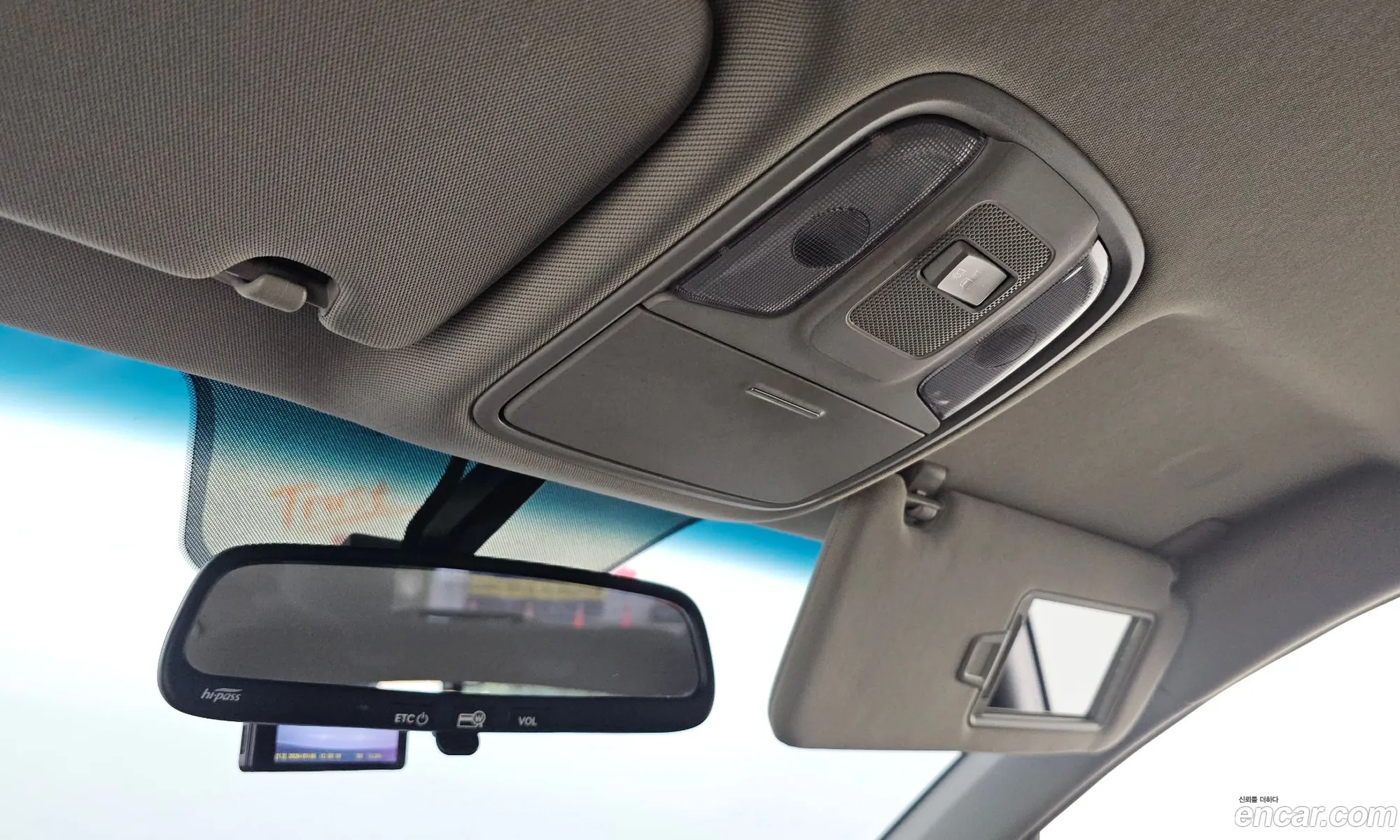 Kia K5 2019 — 24