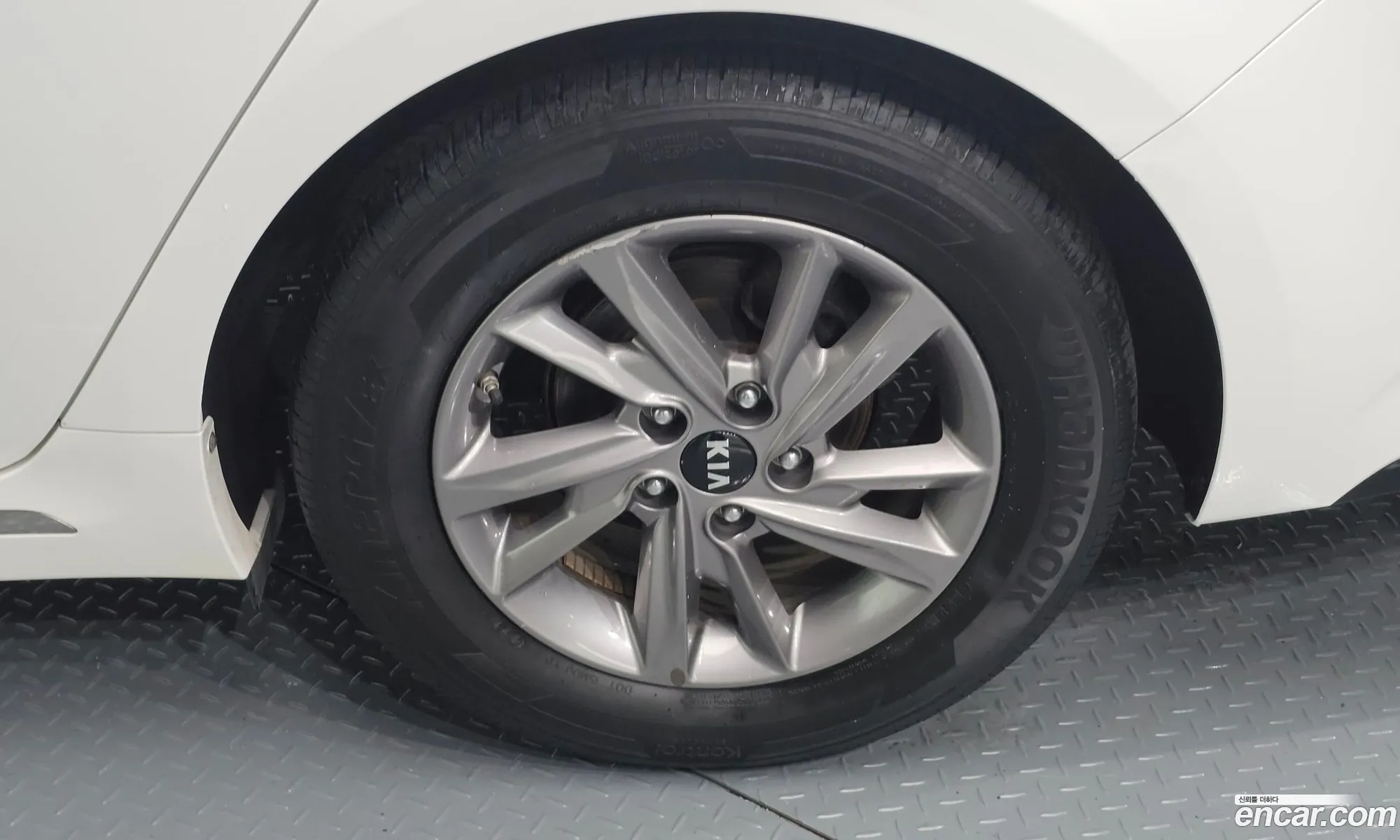 Kia K5 2019 — 5