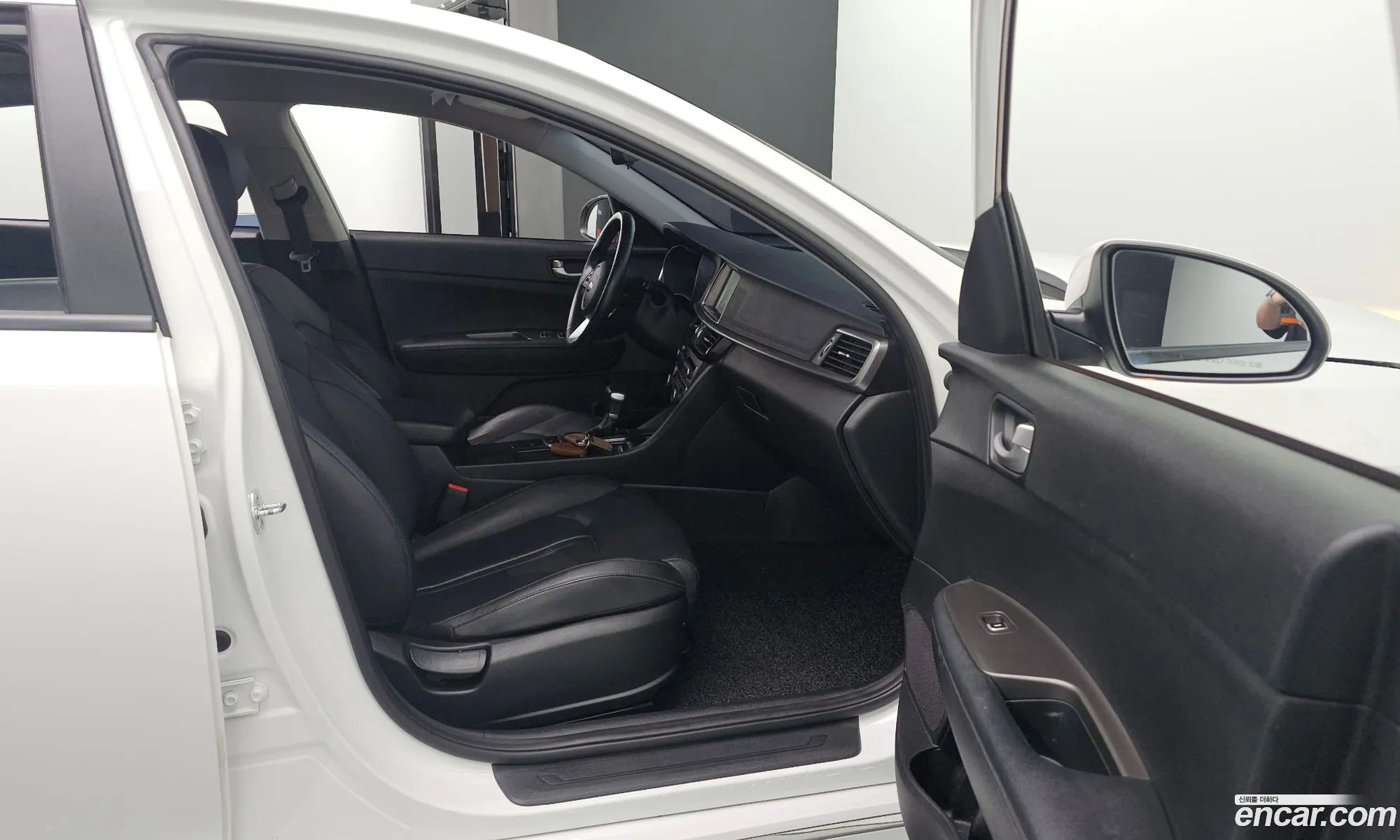 Kia K5 2019 — 10