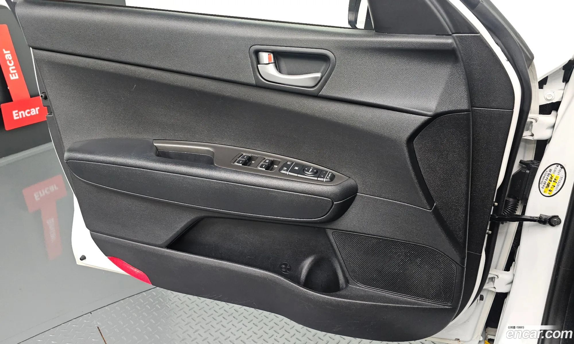 Kia K5 2019 — 11