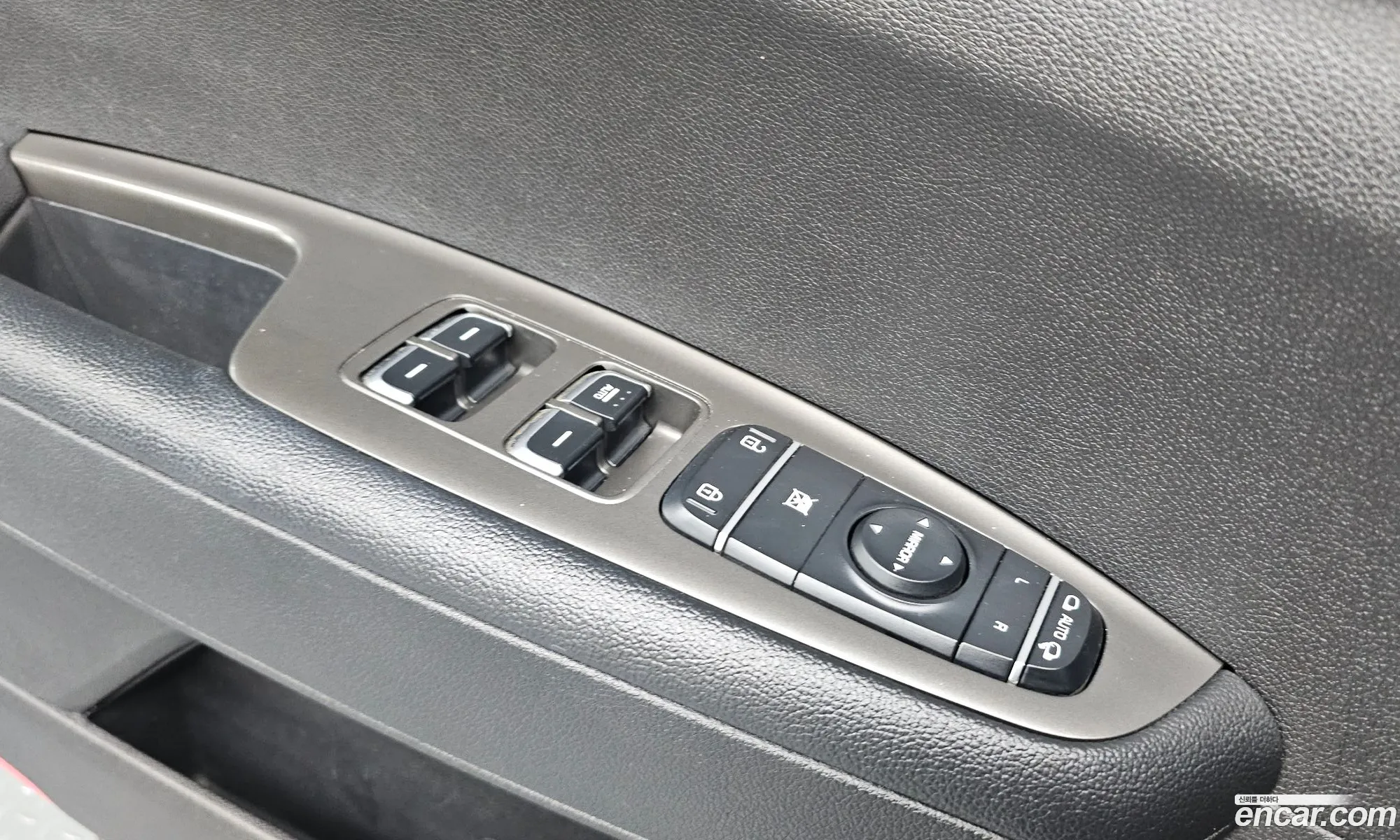 Kia K5 2019 — 28