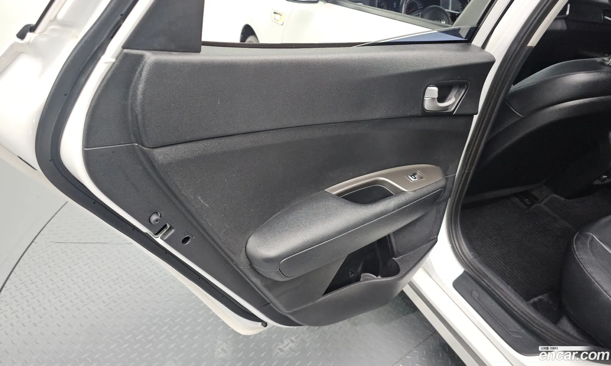 Kia K5 2019 — 14