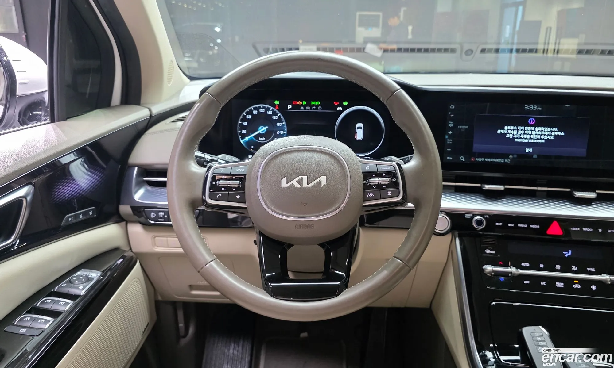 Kia Carnival 2022 — 33