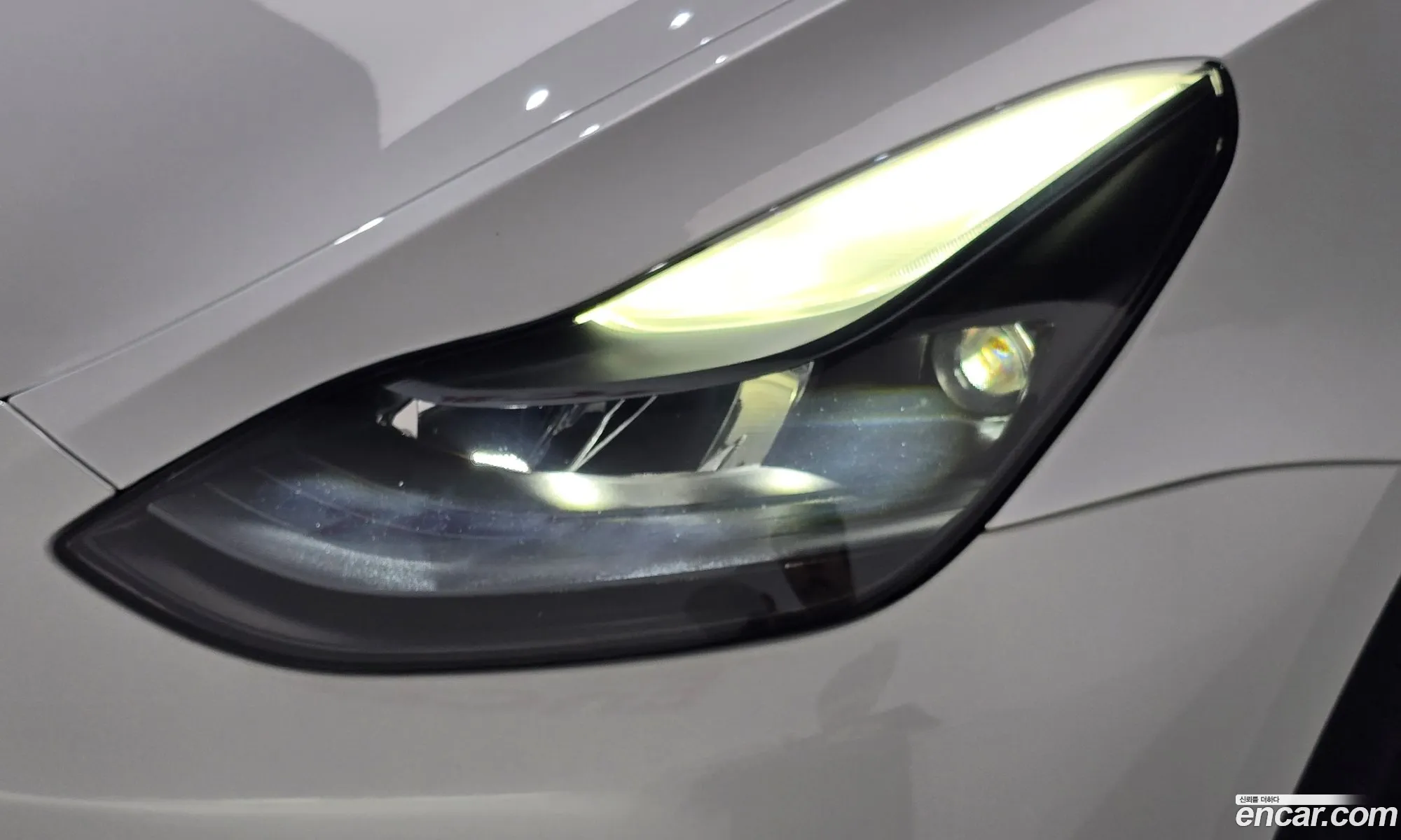Tesla Model Y 2024 — 20