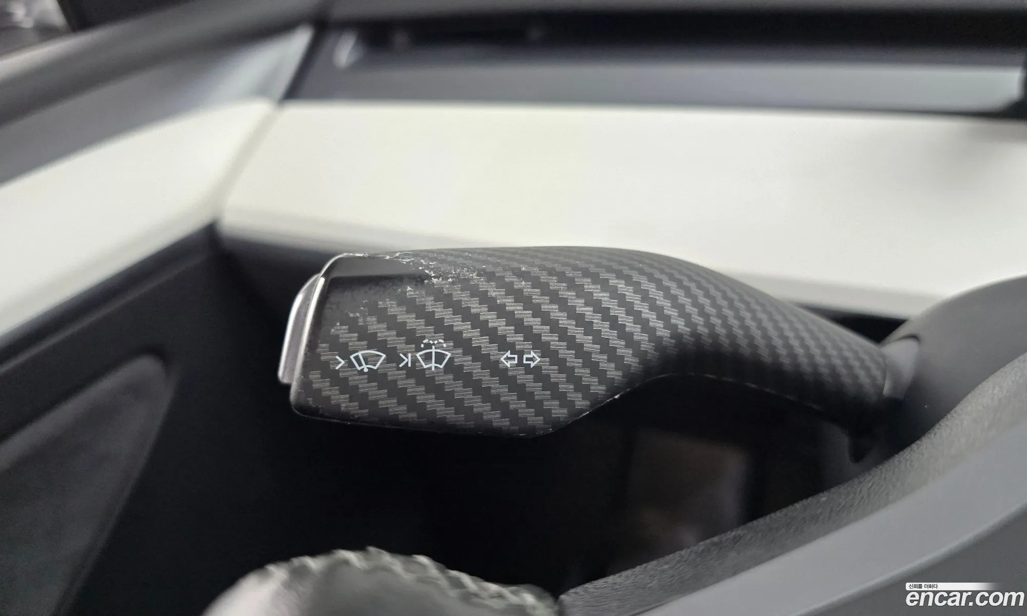 Tesla Model Y 2024 — 5