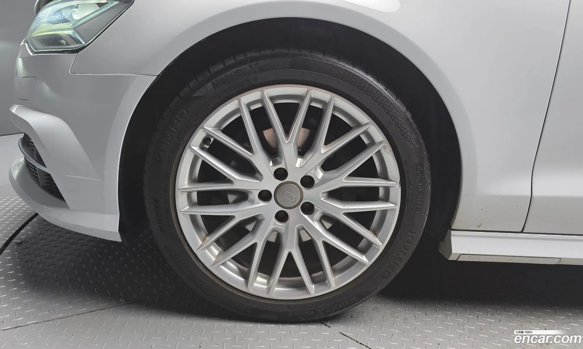 Audi A6 2018 WAUZZZ4G1JN119783 — 17