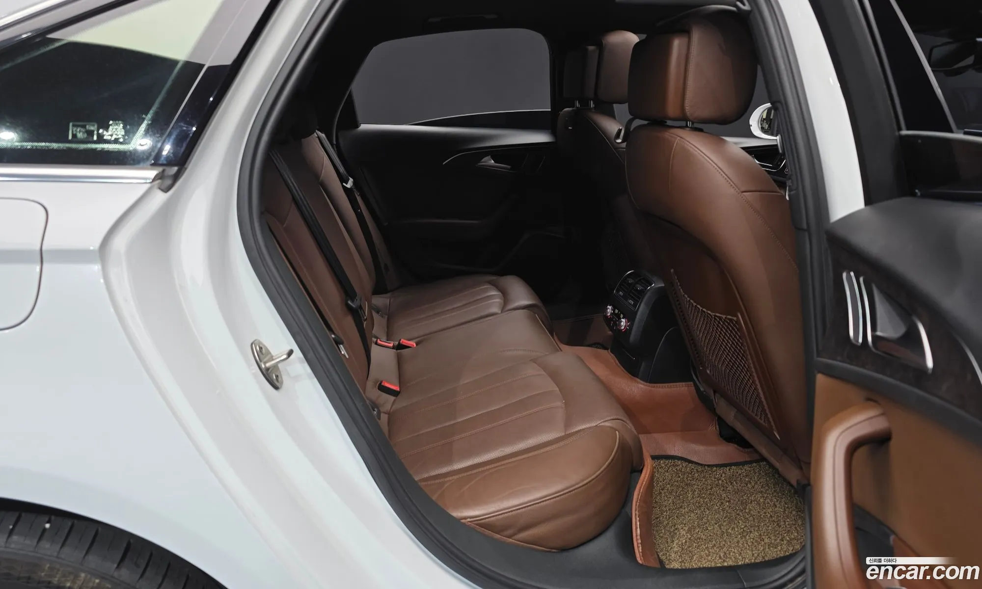 Audi A6 2018 WAUZZZ4G1JN119783 — 11