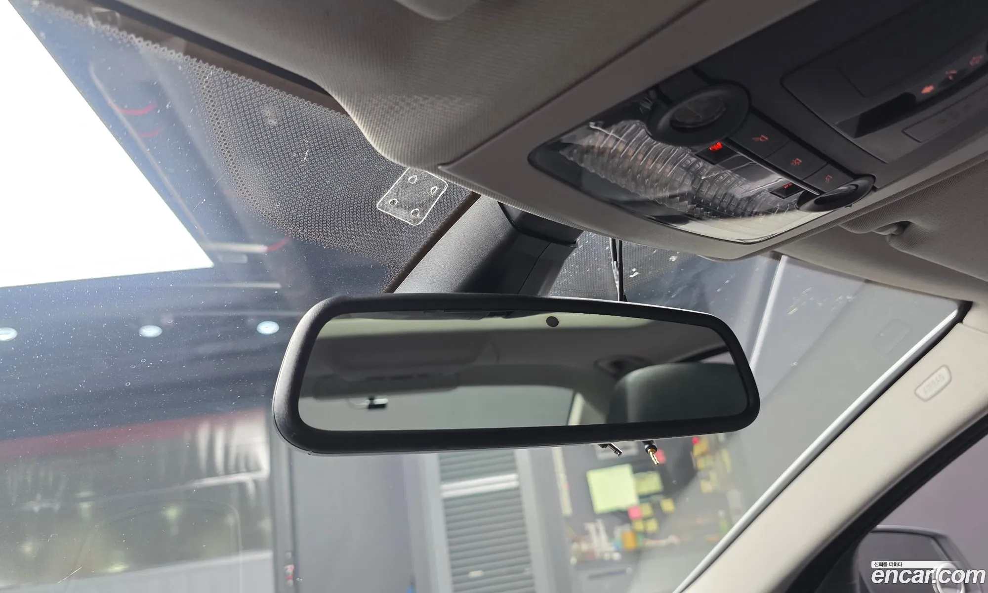 BMW 5 Series 2011 — 15