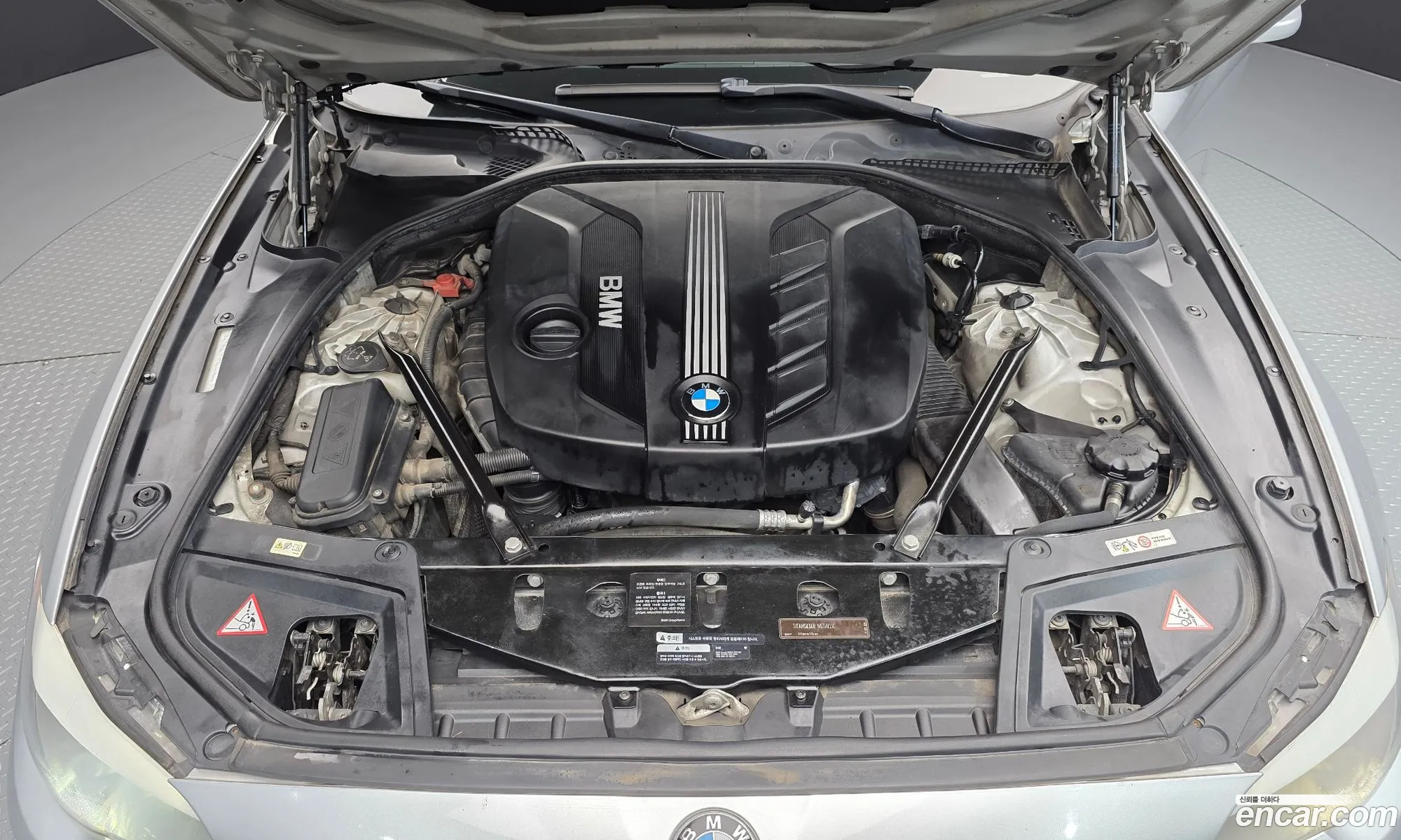 BMW 5 Series 2011 — 18