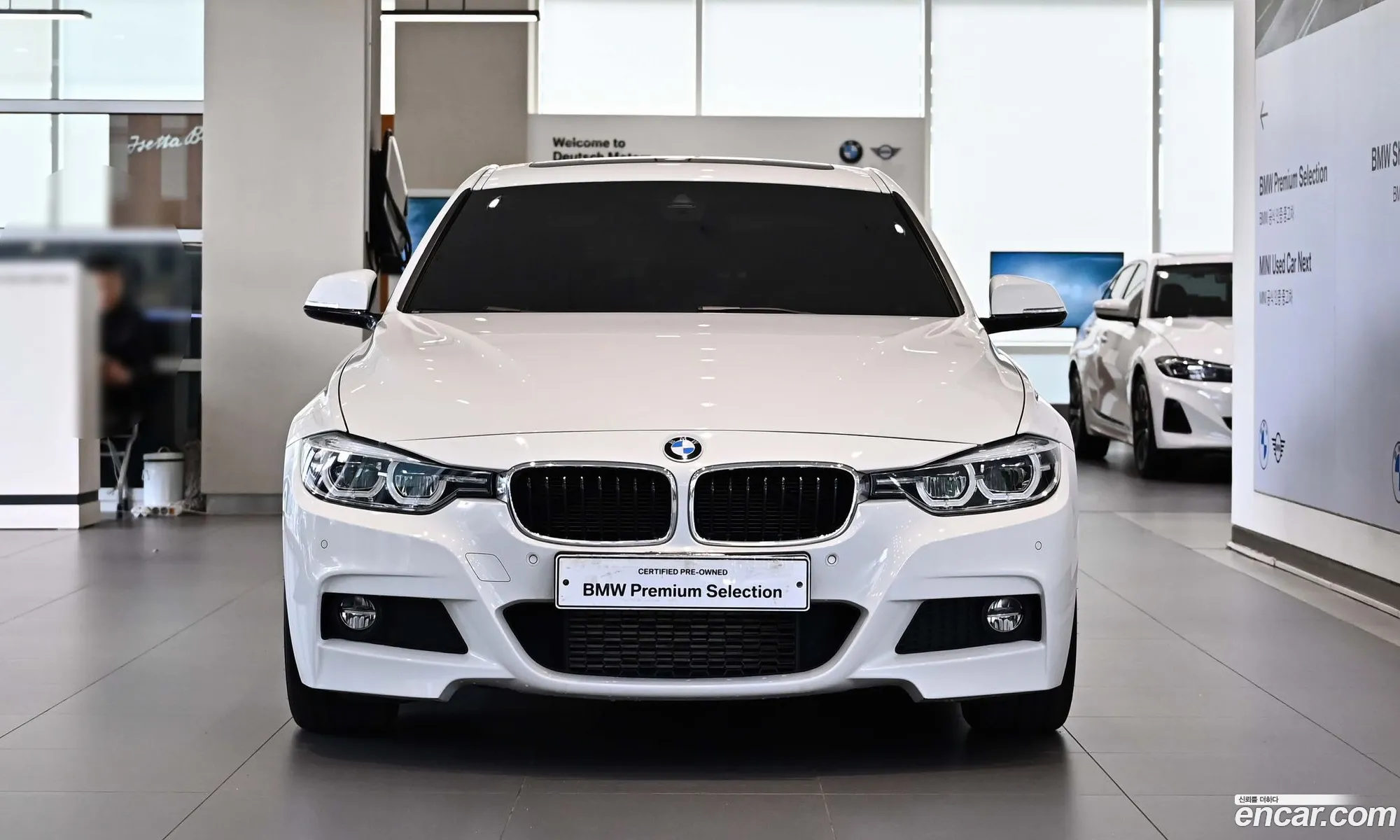 BMW 3 Series 2018 — 8
