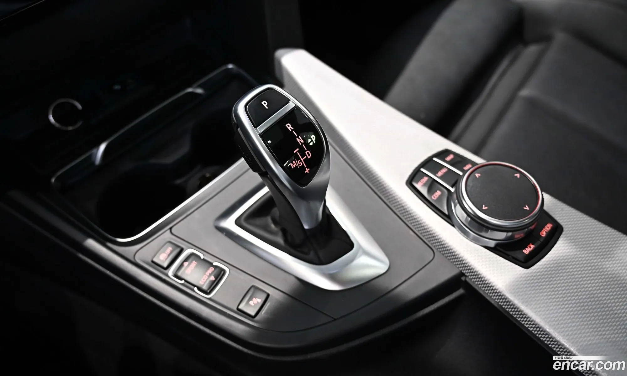 BMW 3 Series 2018 — 14