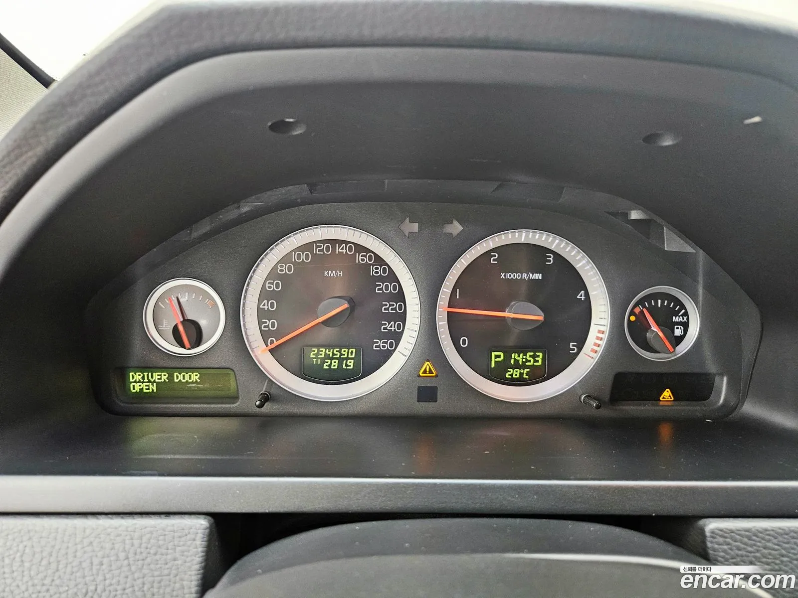 Volvo XC90 2010 — 14
