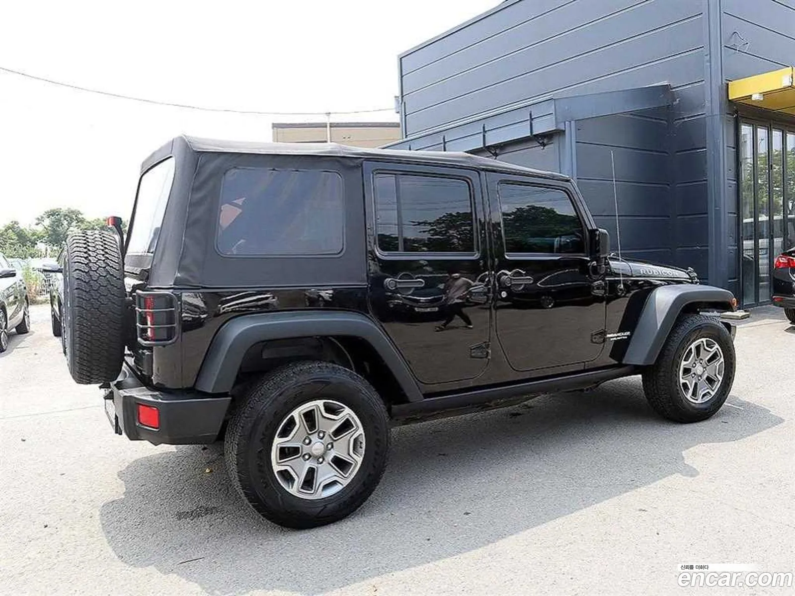 Jeep Wrangler 2017 — 12