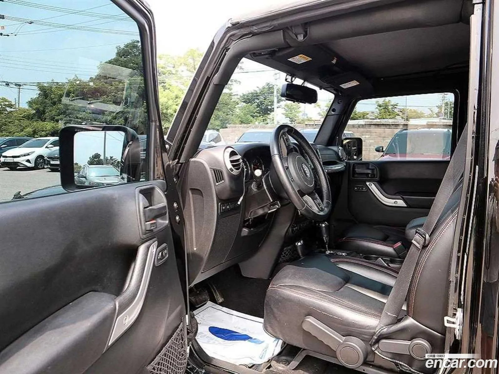 Jeep Wrangler 2017 — 19