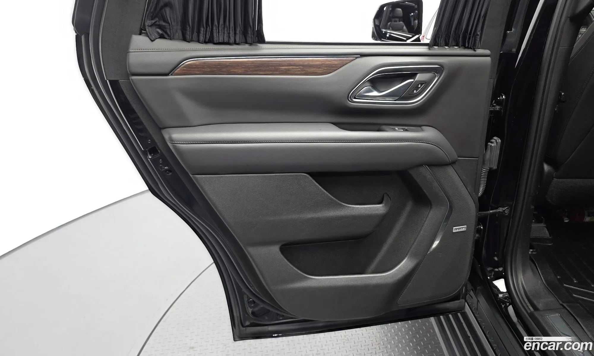 Chevrolet (GM Daewoo) Tahoe 2022 — 9