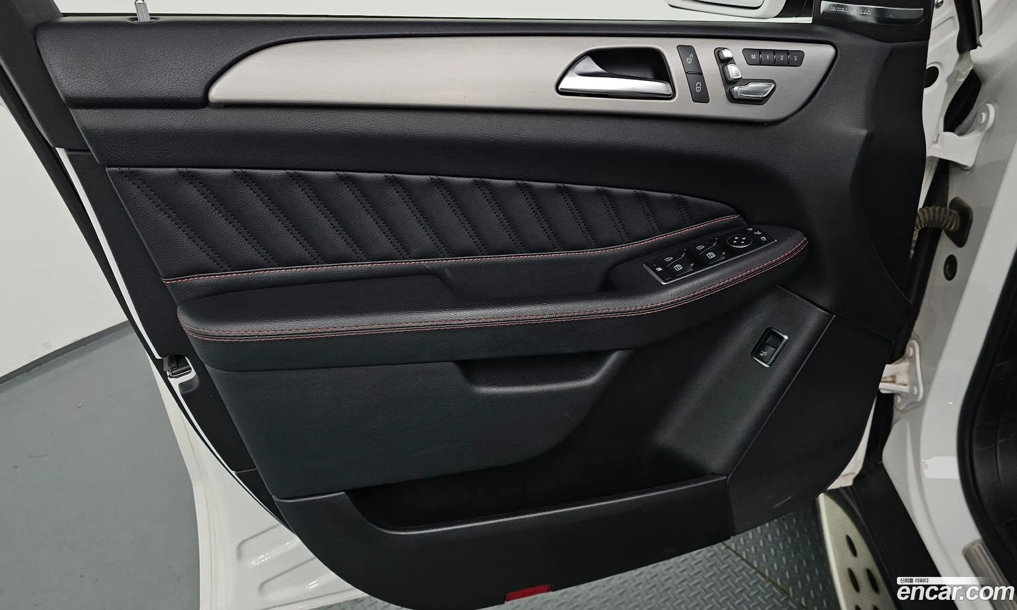 Mercedes-Benz GLE-Class W166 2018 — 3