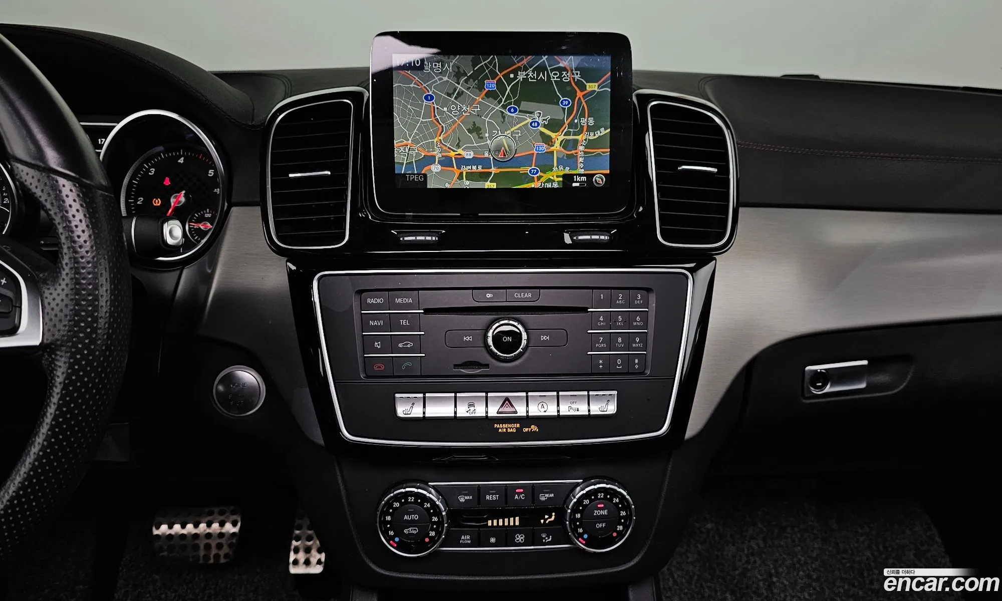 Mercedes-Benz GLE-Class W166 2018 — 5