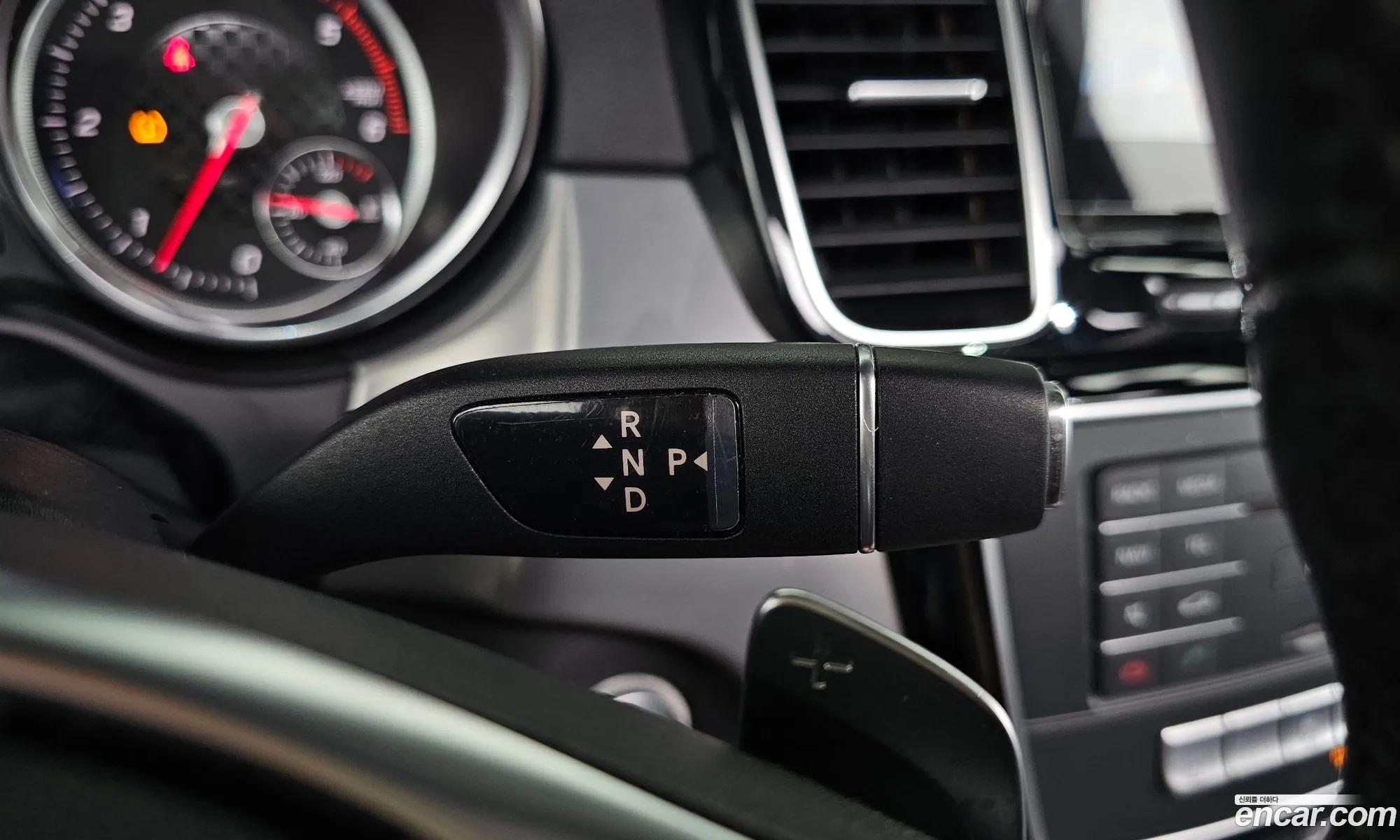 Mercedes-Benz GLE-Class W166 2018 — 24