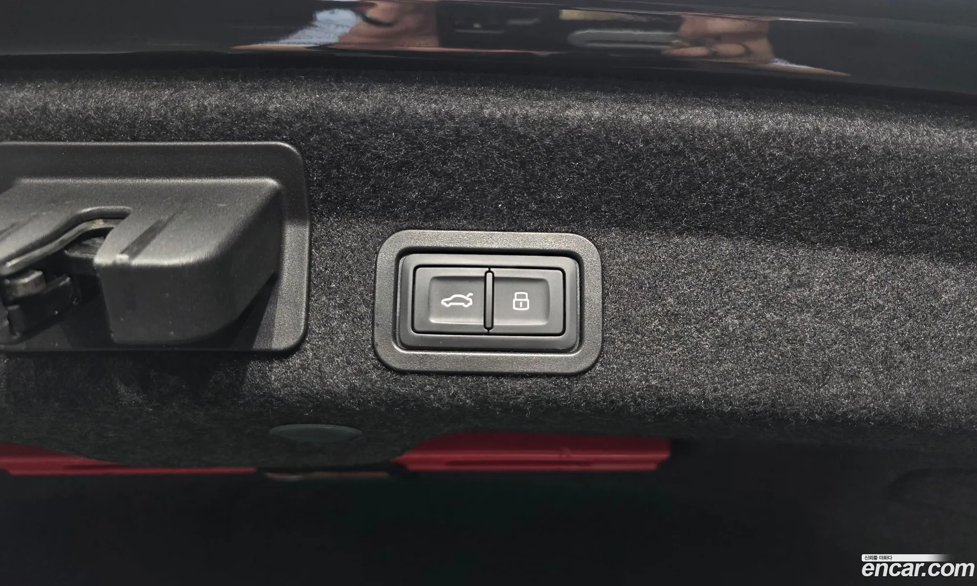 Audi A6 2022 WAUZZZF25NN042584 — 12