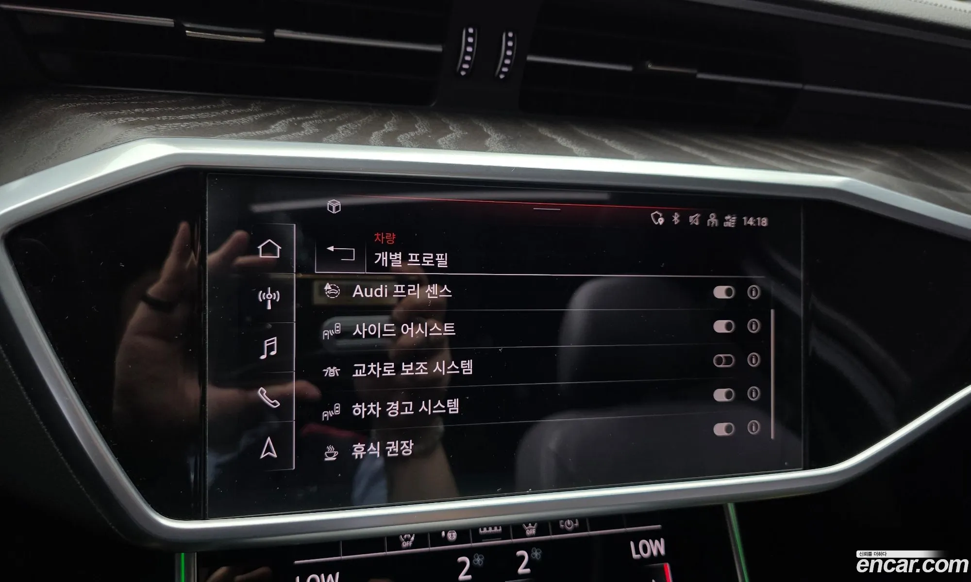 Audi A6 2022 WAUZZZF25NN042584 — 18