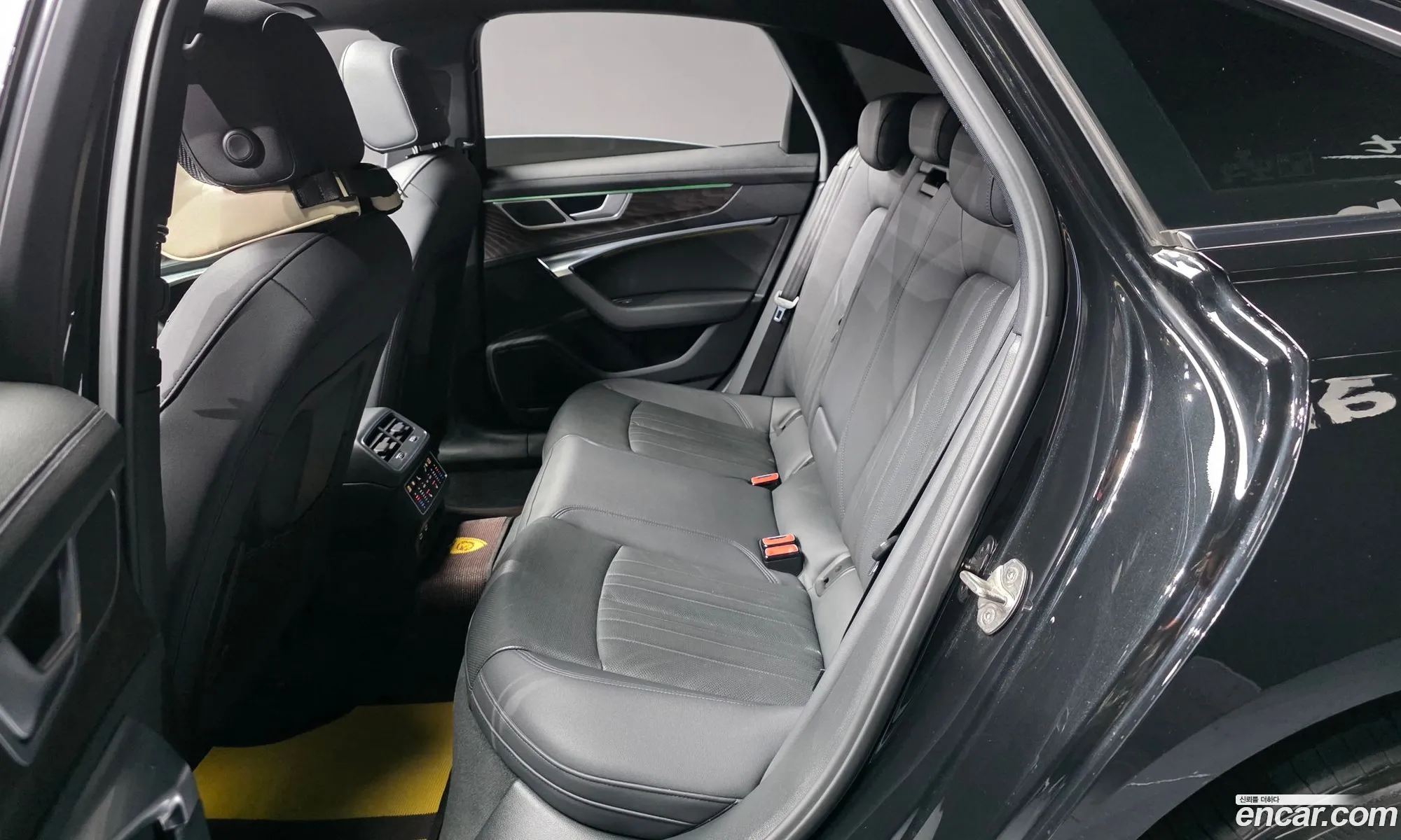 Audi A6 2022 WAUZZZF25NN042584 — 7