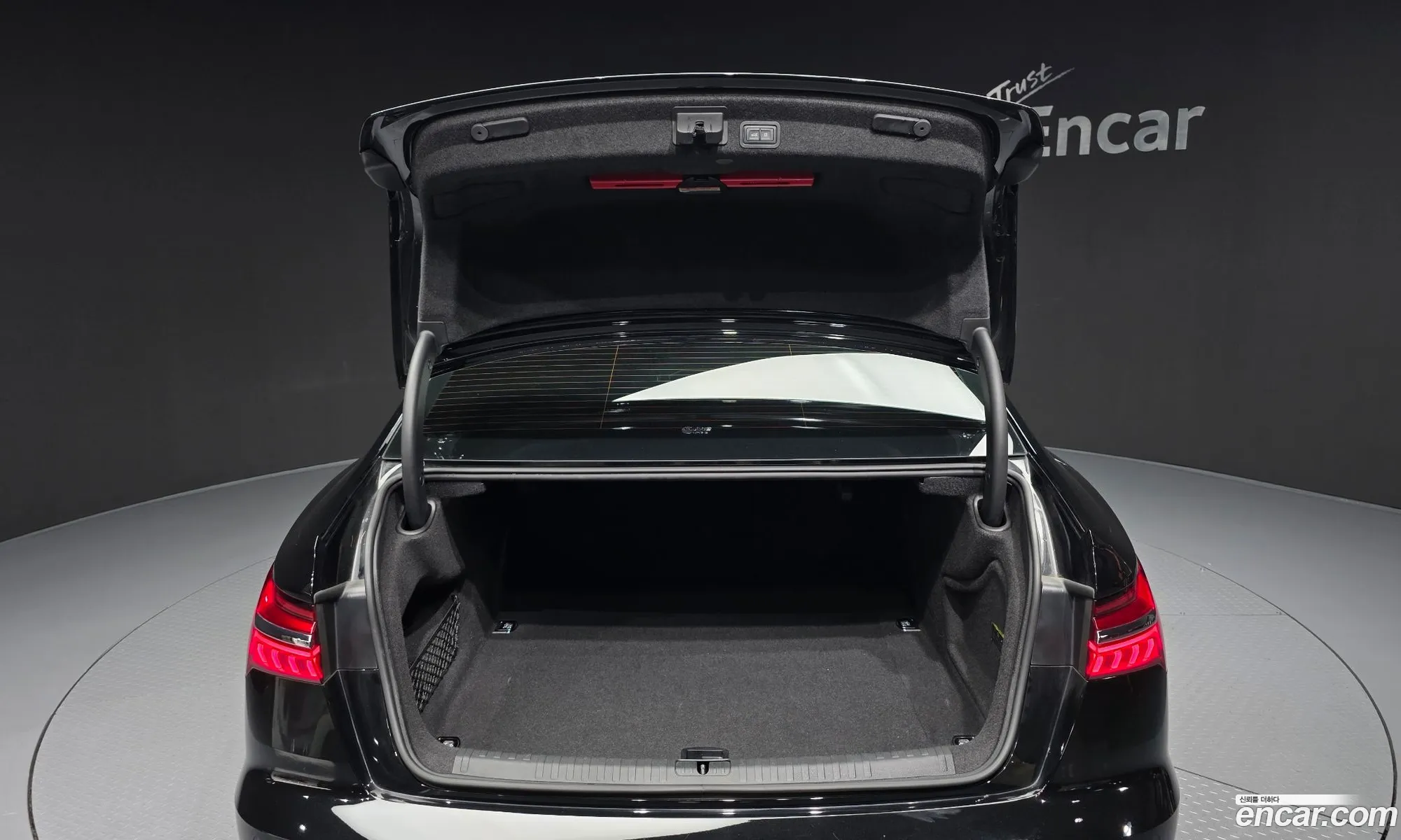 Audi A6 2022 WAUZZZF25NN042584 — 8