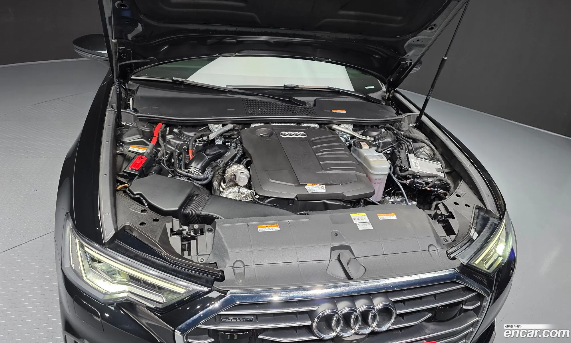 Audi A6 2022 WAUZZZF25NN042584 — 3
