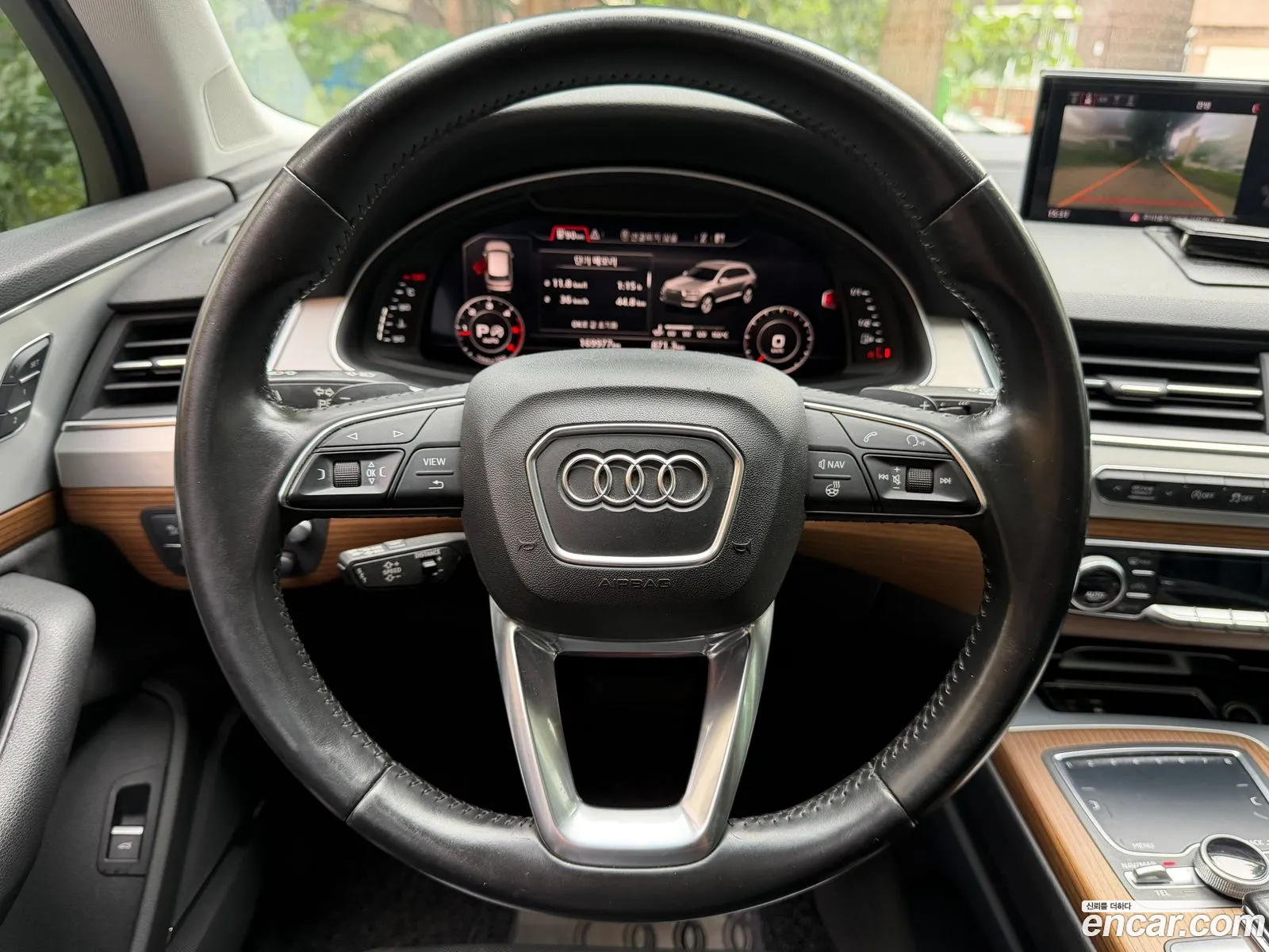 Audi Q7 2016 — 11