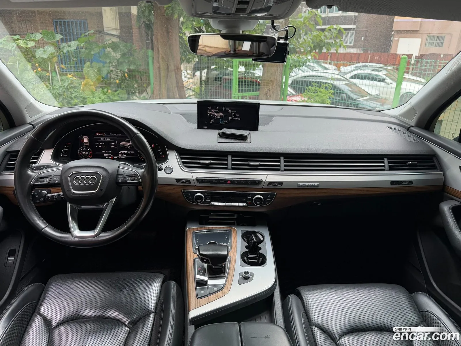 Audi Q7 2016 — 10