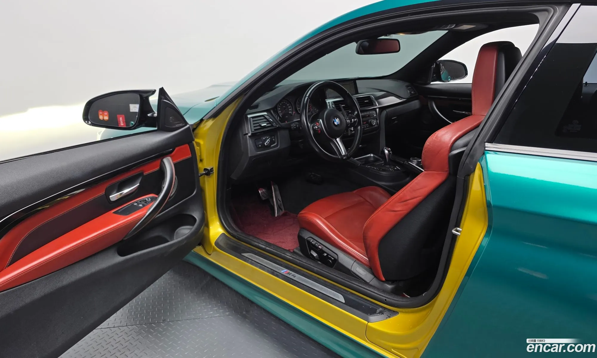 BMW M4 2015 WBS3R9104FK453081 — 9