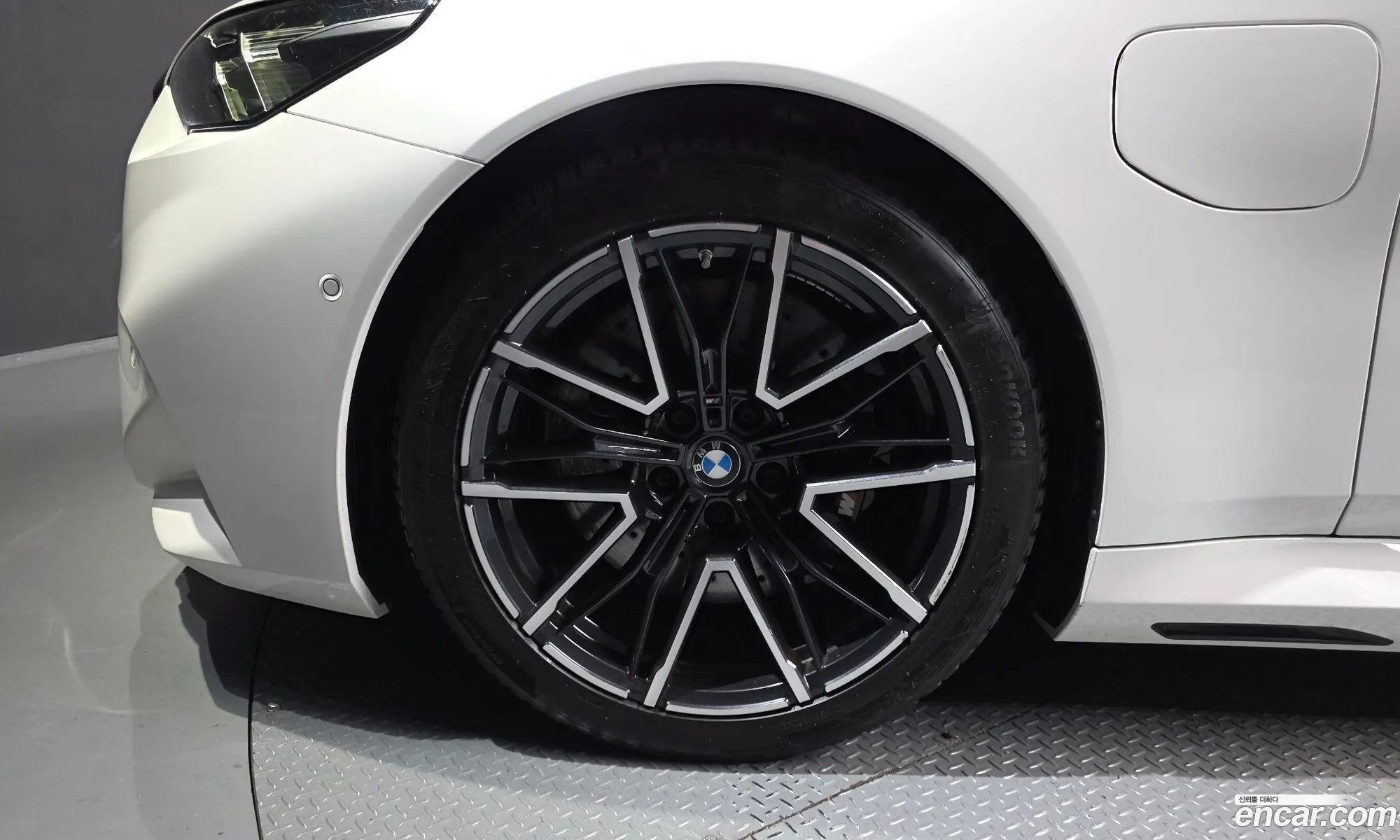 BMW M5 2025 WBS81FK06SCV43377 — 13